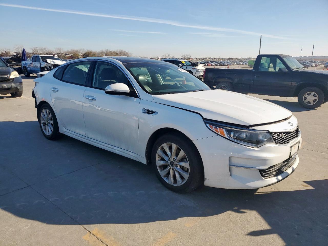 2018 Kia Optima - Image 4