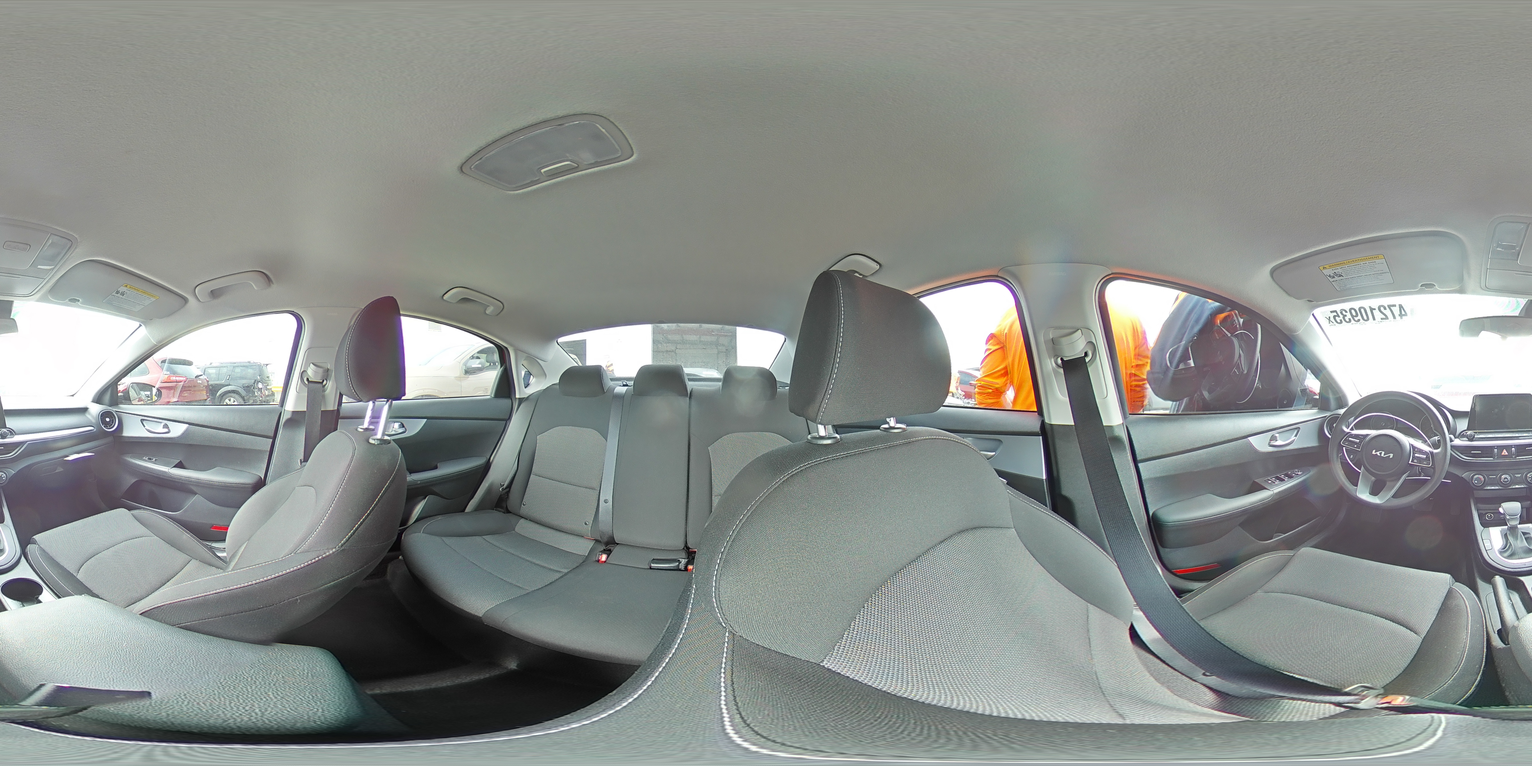 2024 Kia Forte - Image 15
