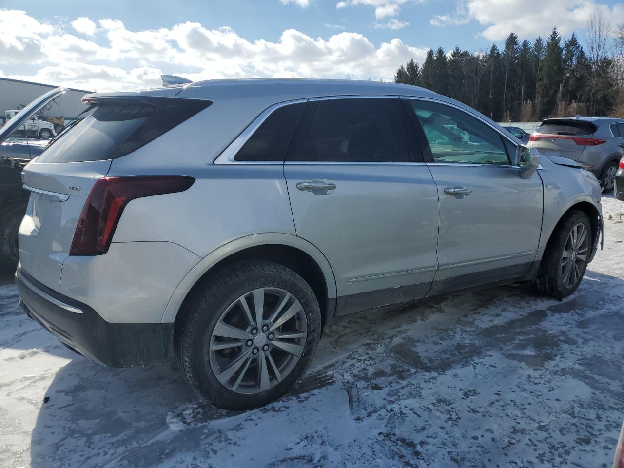 2020 Cadillac XT5 - Image 3