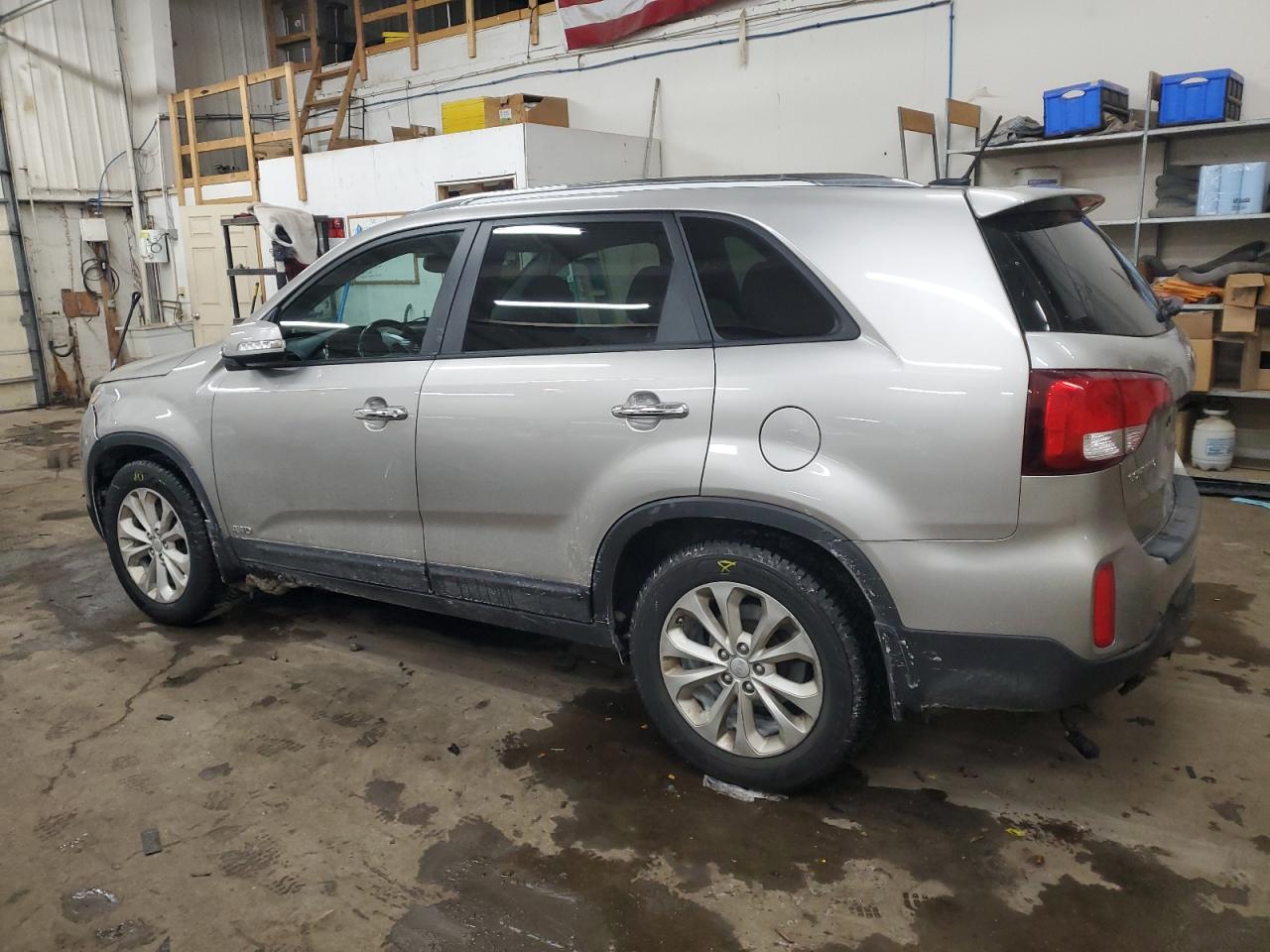 2015 Kia Sorento - Image 2