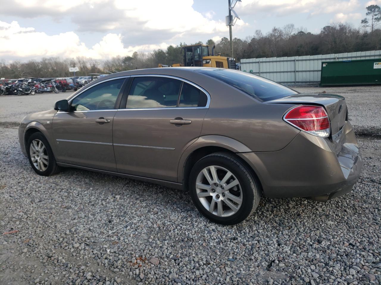 2007 Saturn Aura - Image 2