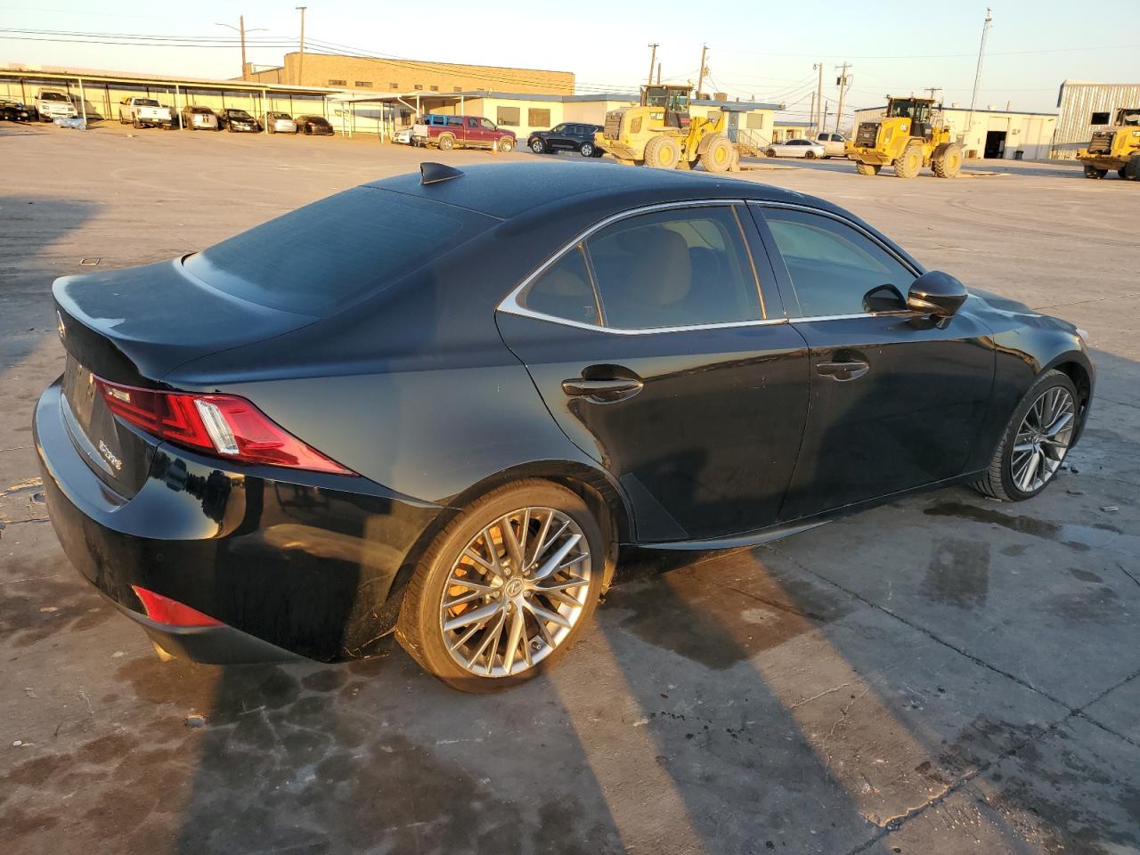 2016 Lexus IS - Image 3