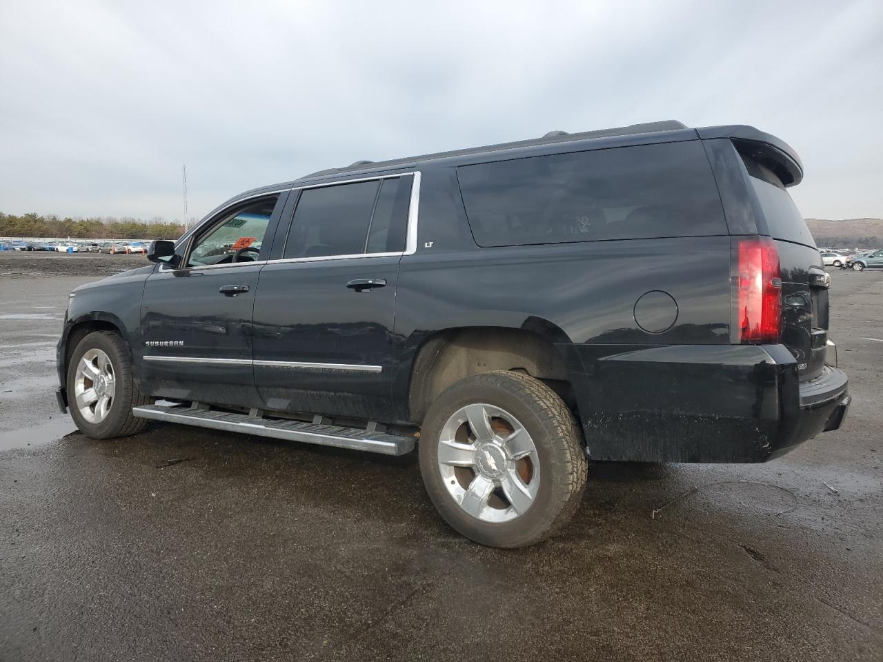 2019 Chevrolet Suburban - Image 2