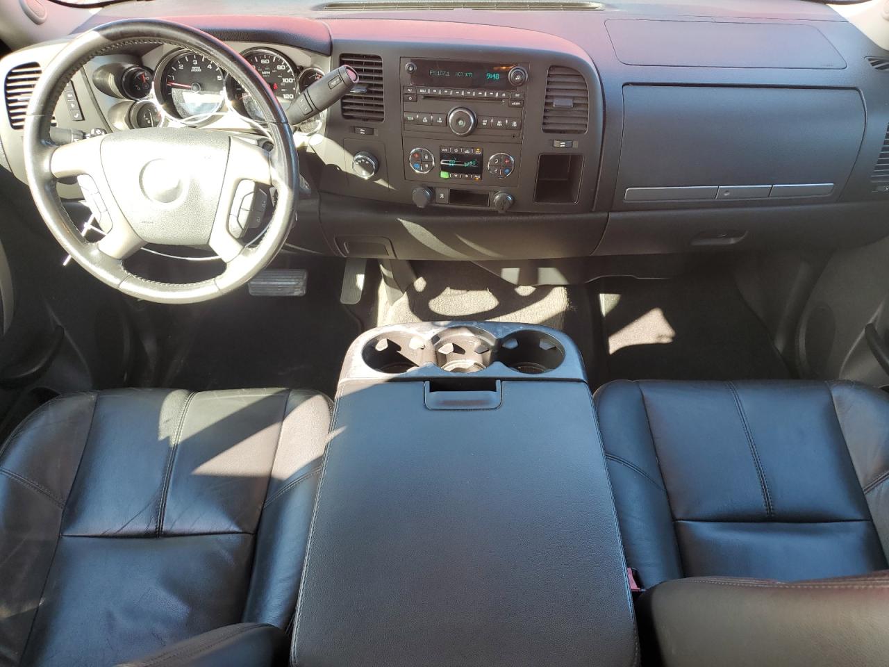 2011 Chevrolet Silverado - Image 8