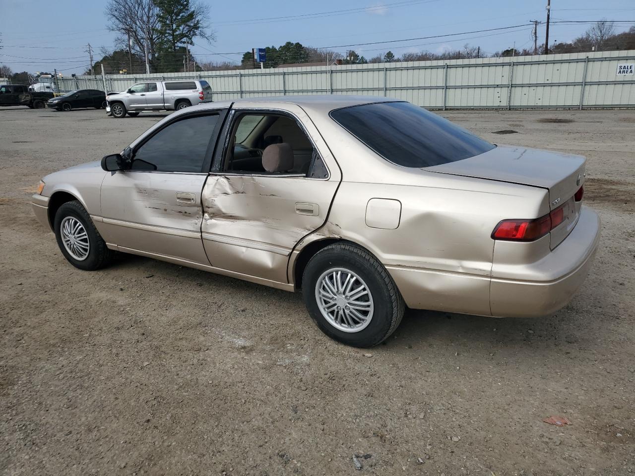 1999 Toyota Camry - Image 2