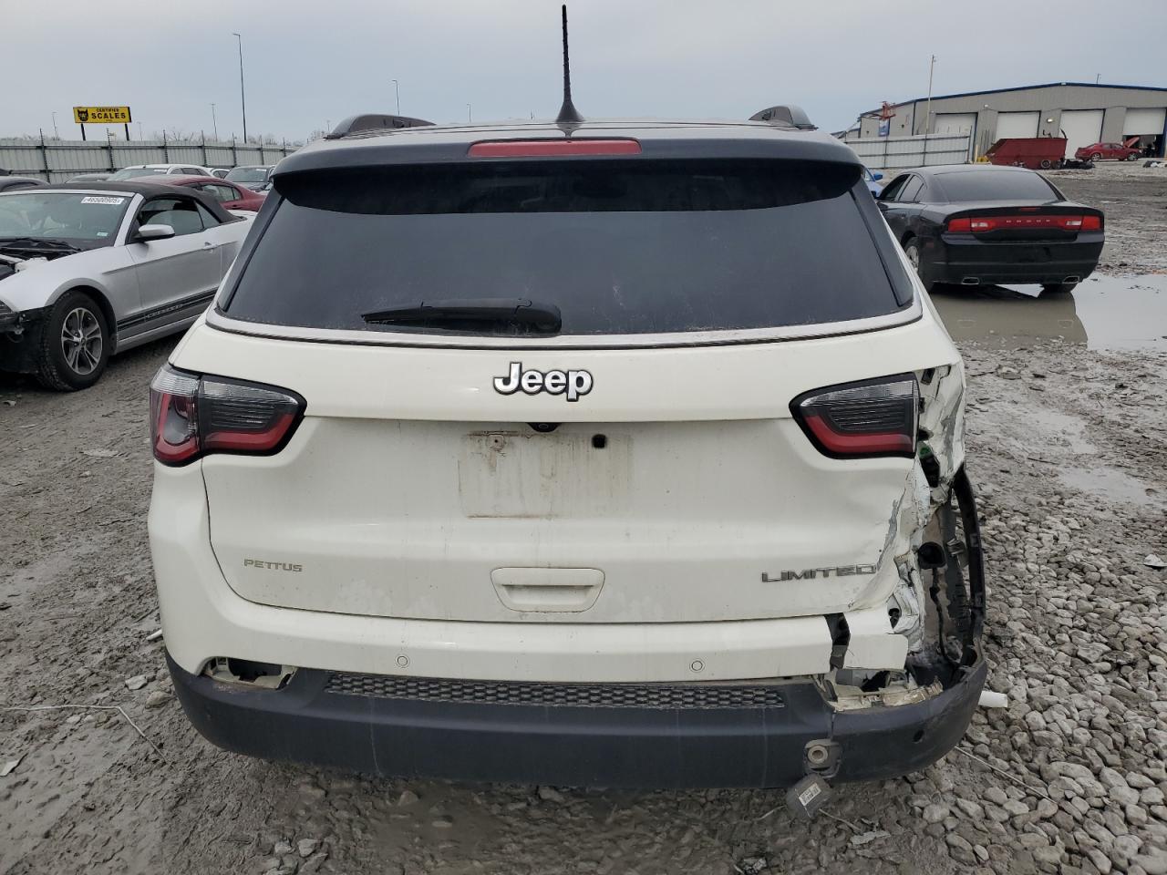 2018 Jeep Compass - Image 6