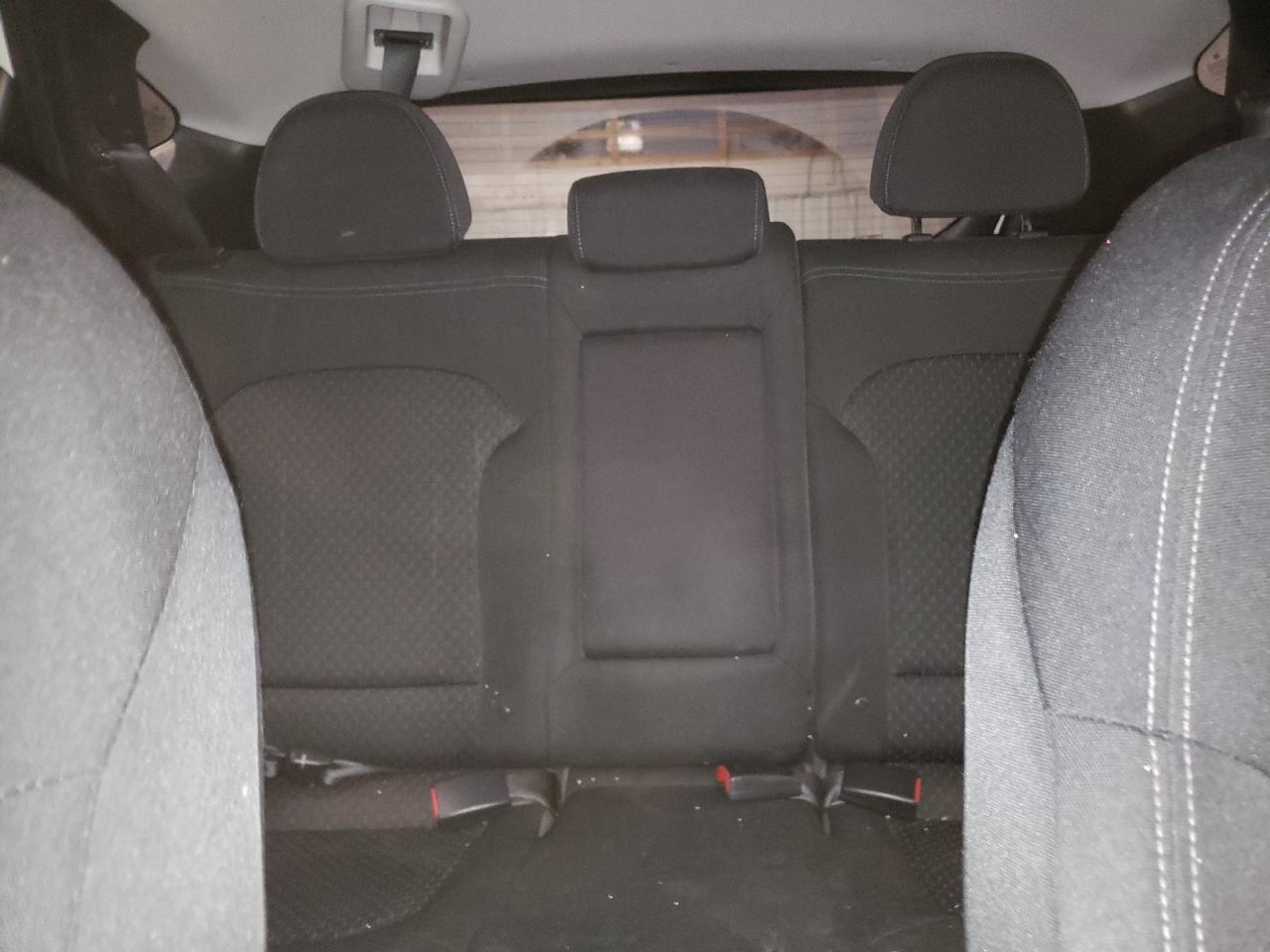 2010 Hyundai Tucson - Image 10