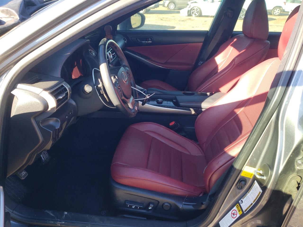 2014 Lexus IS - Image 7