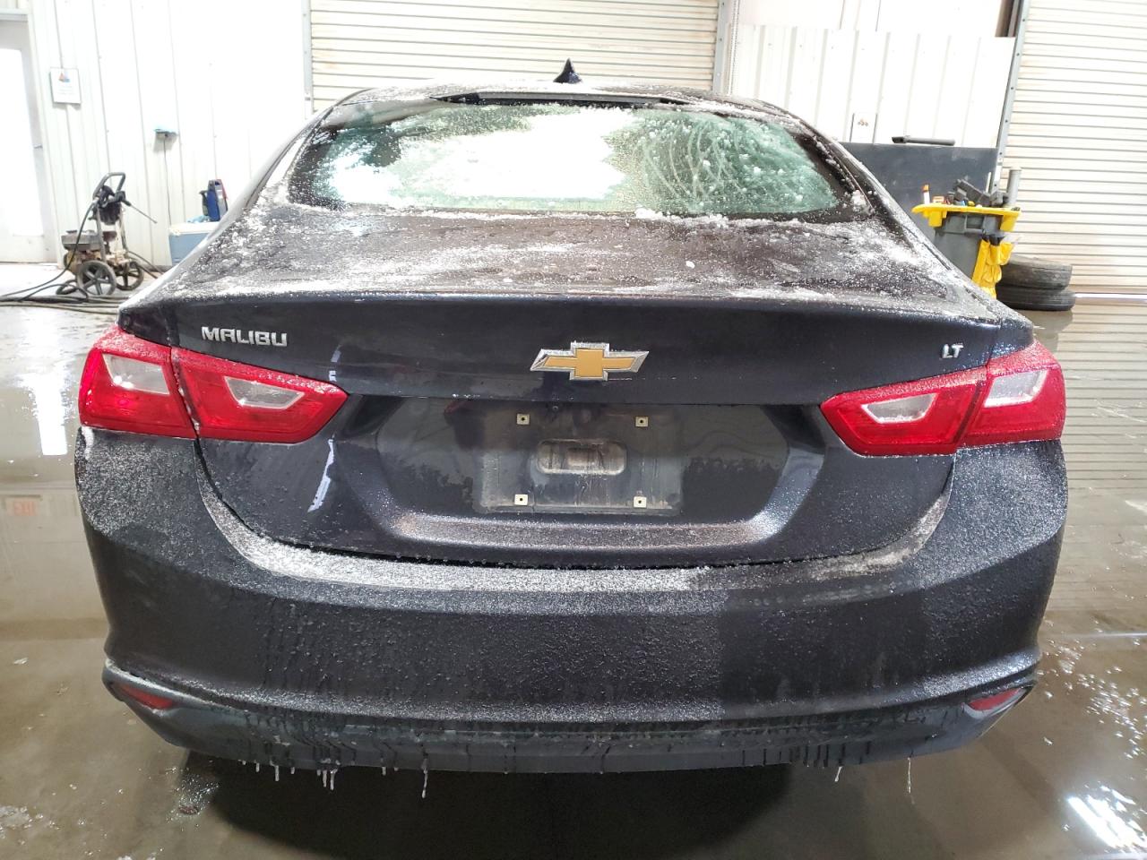 2023 Chevrolet Malibu - Image 6