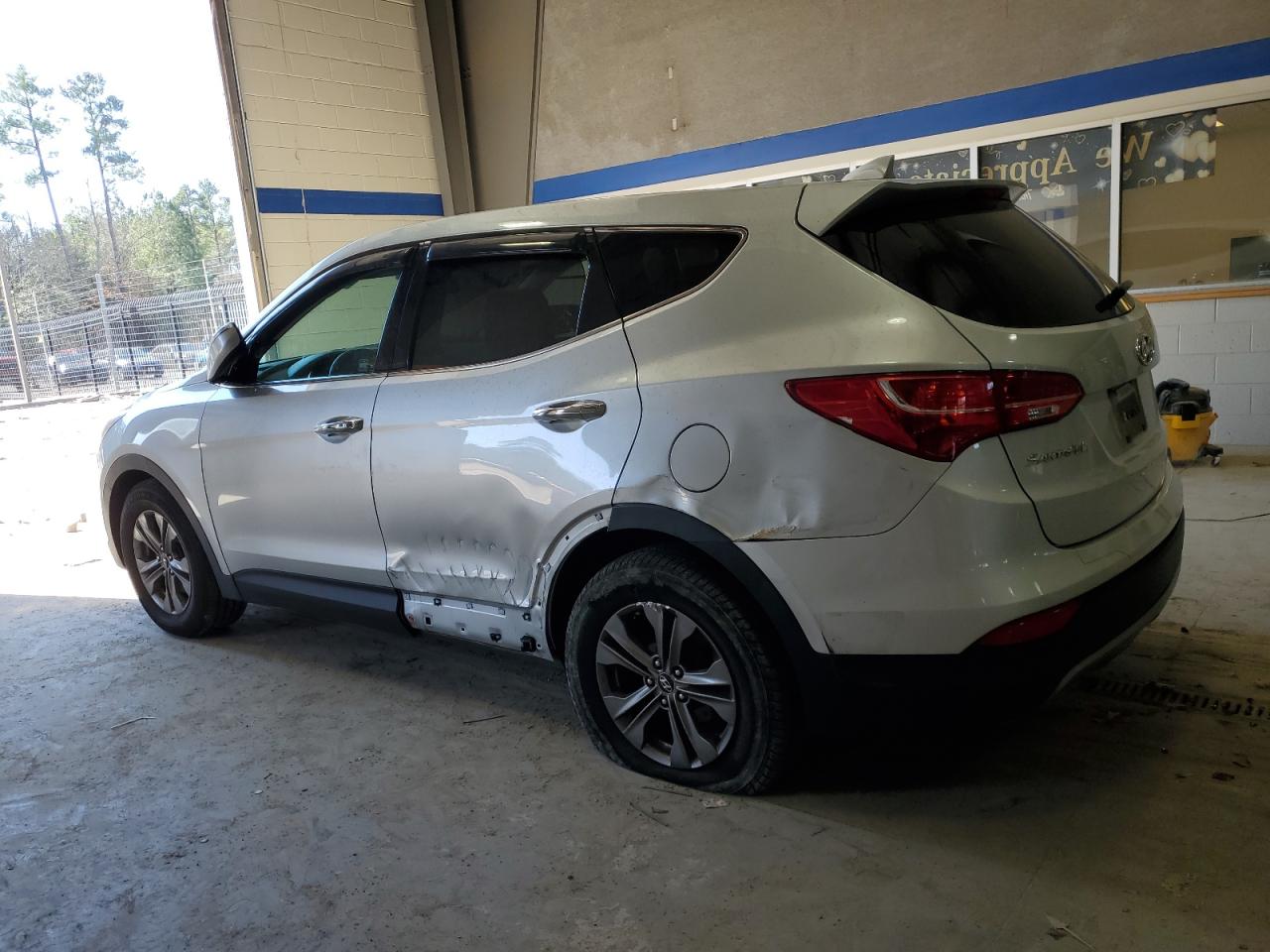 2013 Hyundai Santa Fe - Image 2