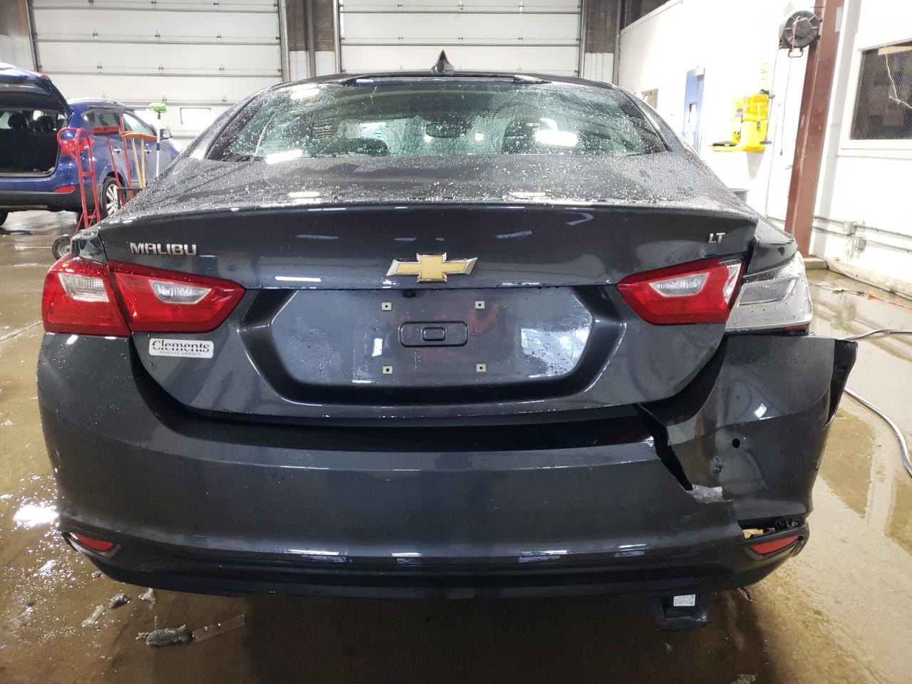 2016 Chevrolet Malibu - Image 6