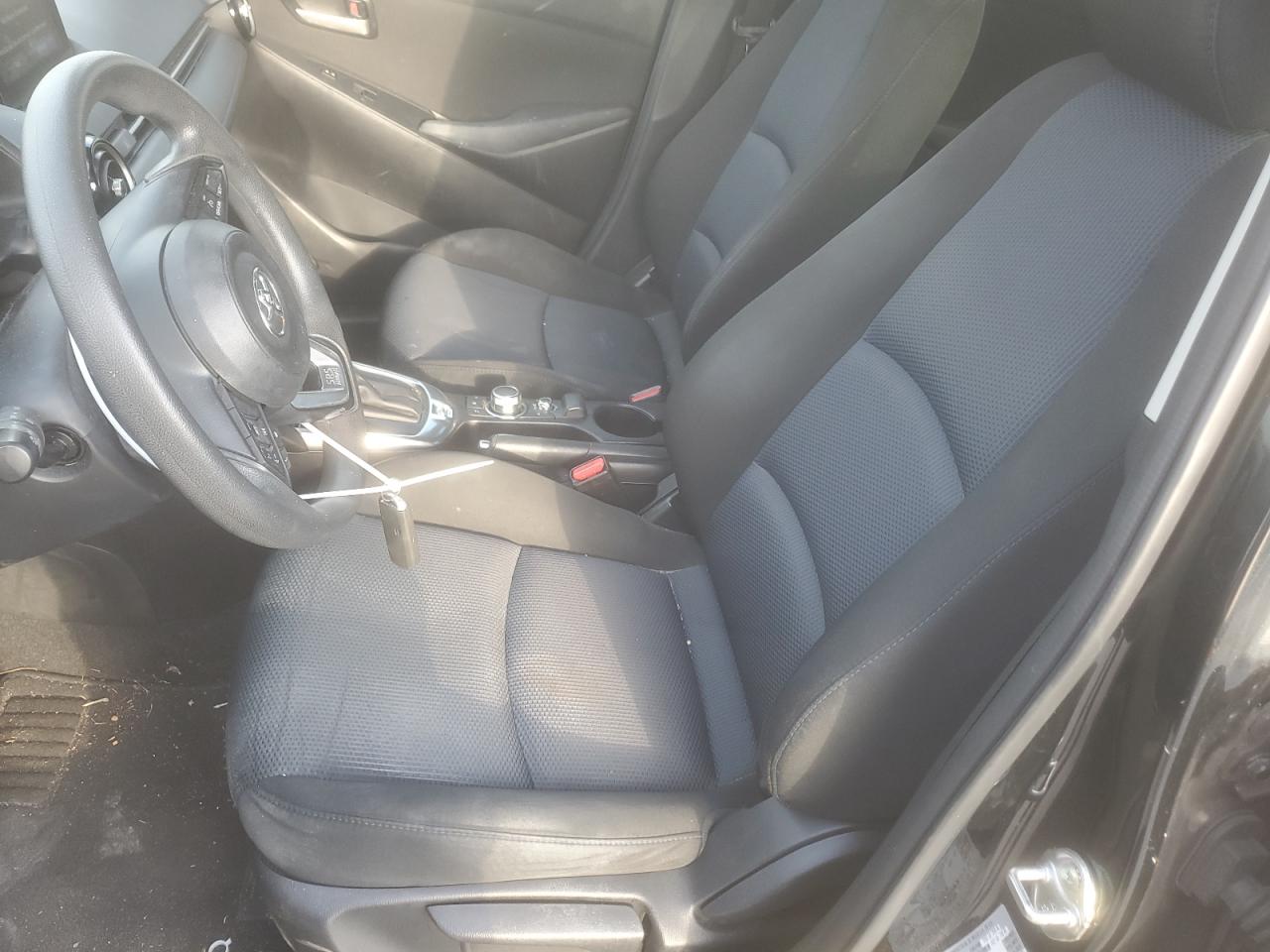 2019 Toyota Yaris - Image 7
