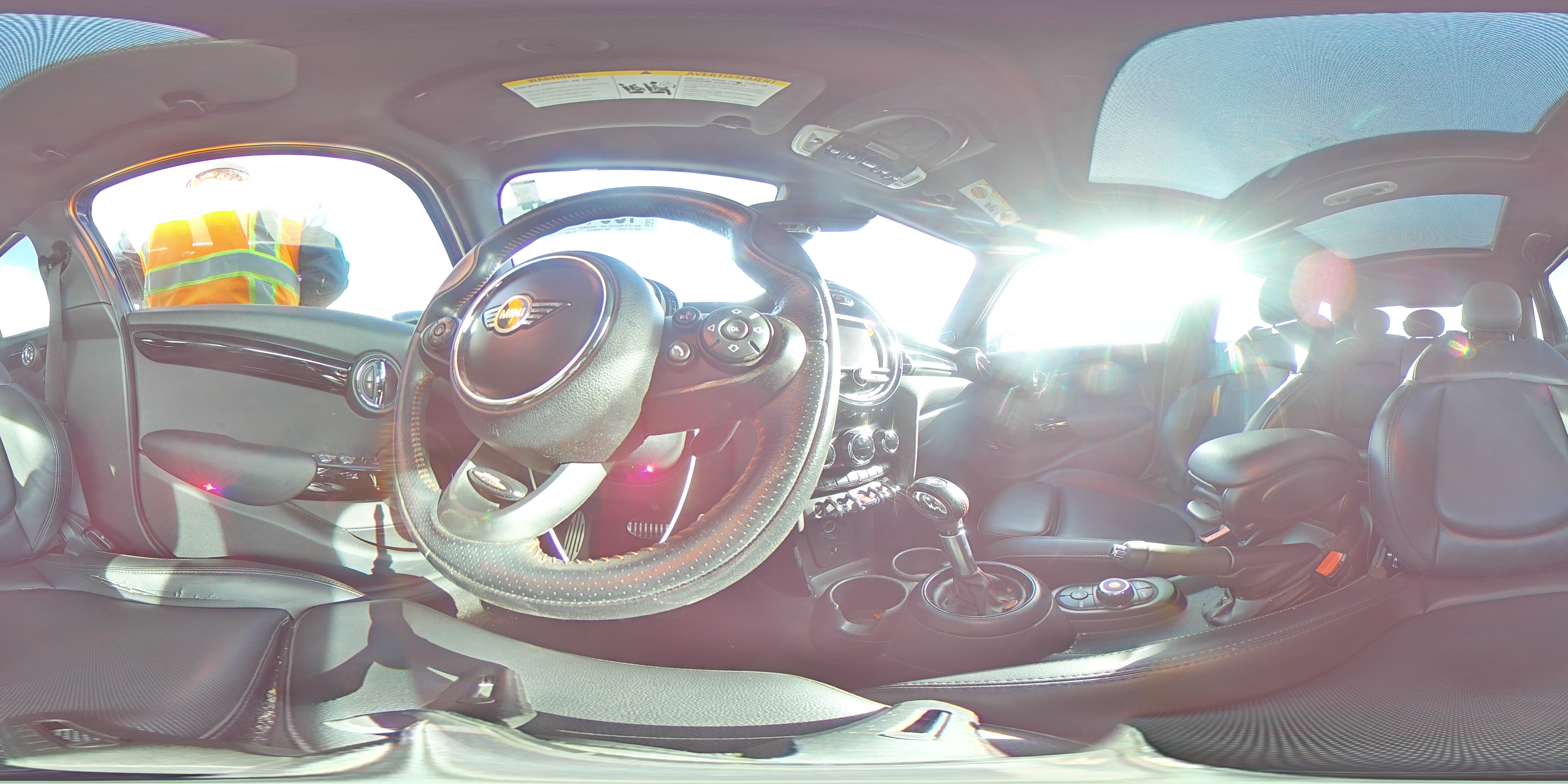 2019 MINI Cooper - Image 12