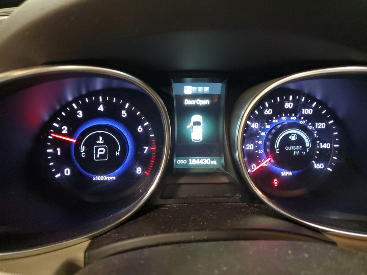 2014 Hyundai Santa Fe - Image 9