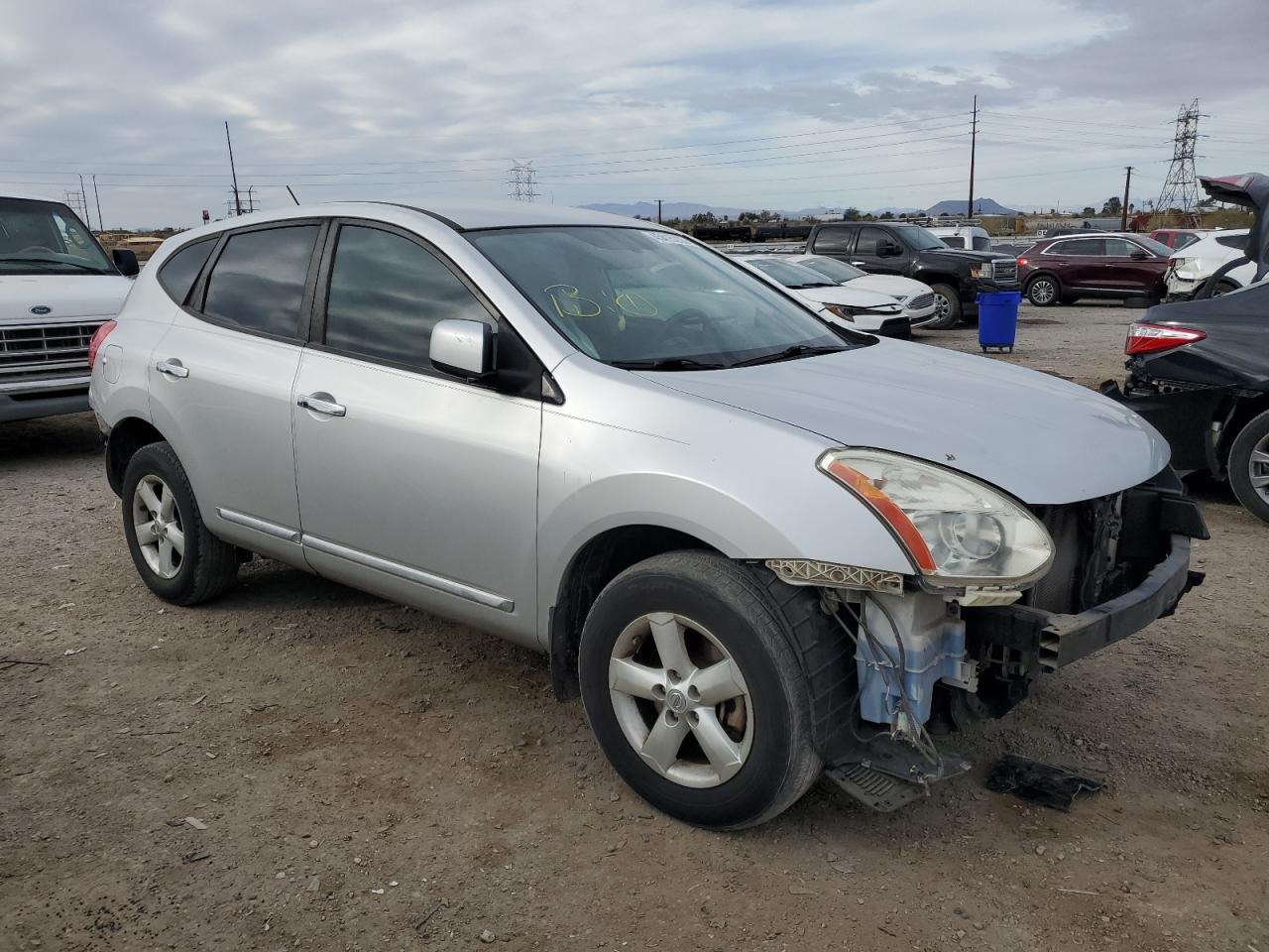 2013 Nissan Rogue - Image 4
