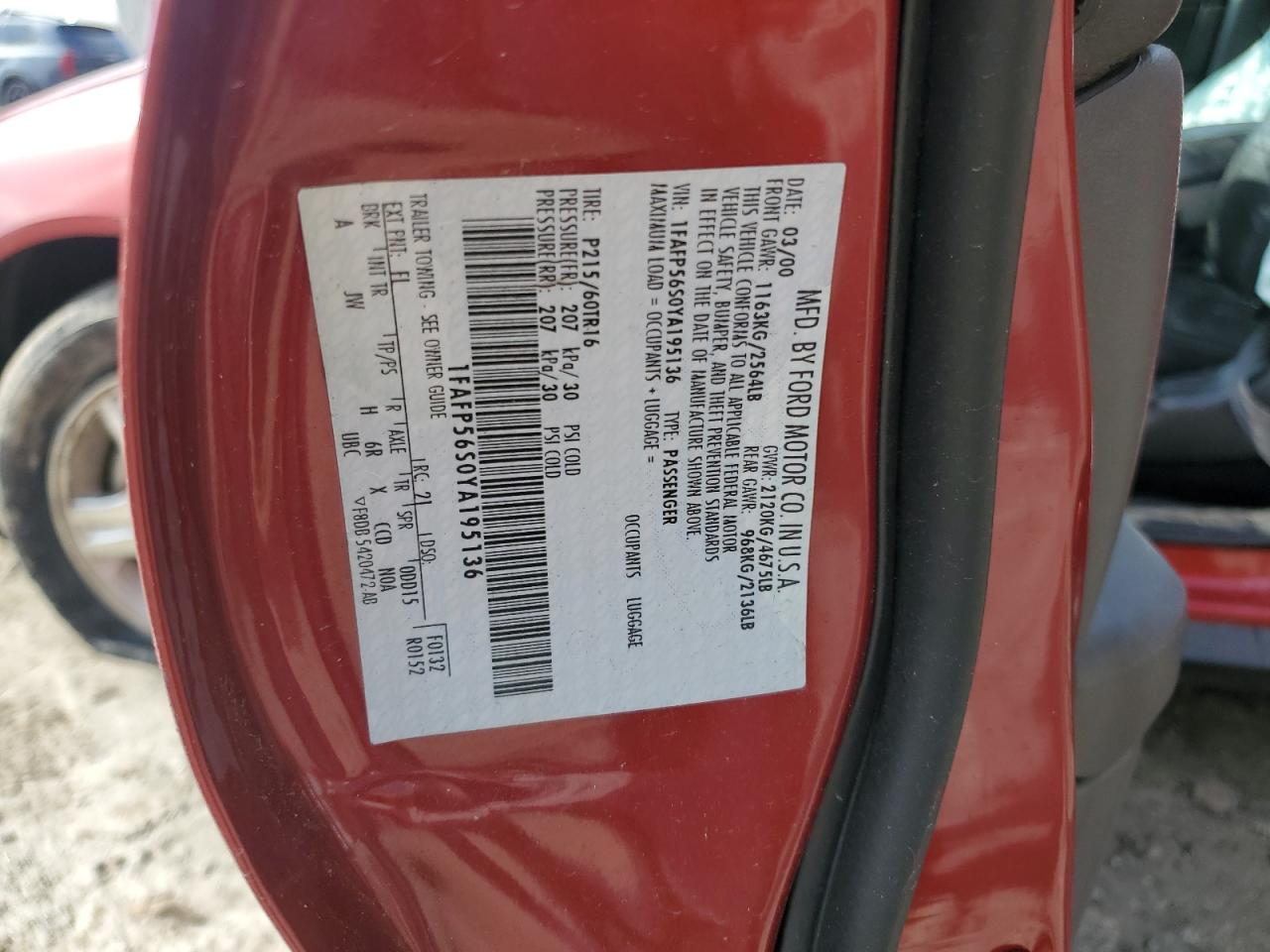 2000 Ford Taurus - Image 12