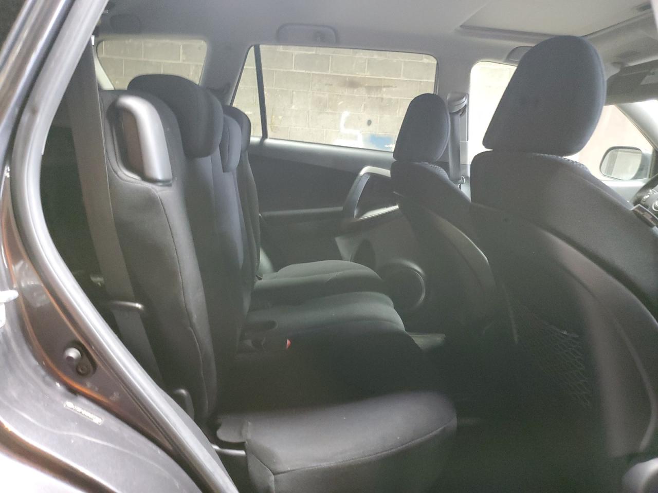 2010 Toyota RAV 4 - Image 11