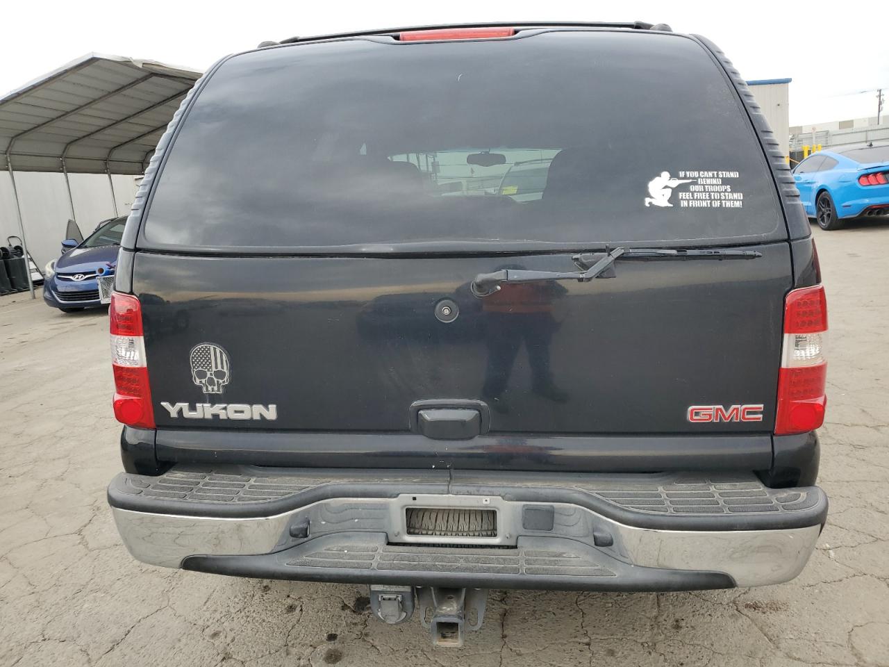 2002 GMC Yukon - Image 6
