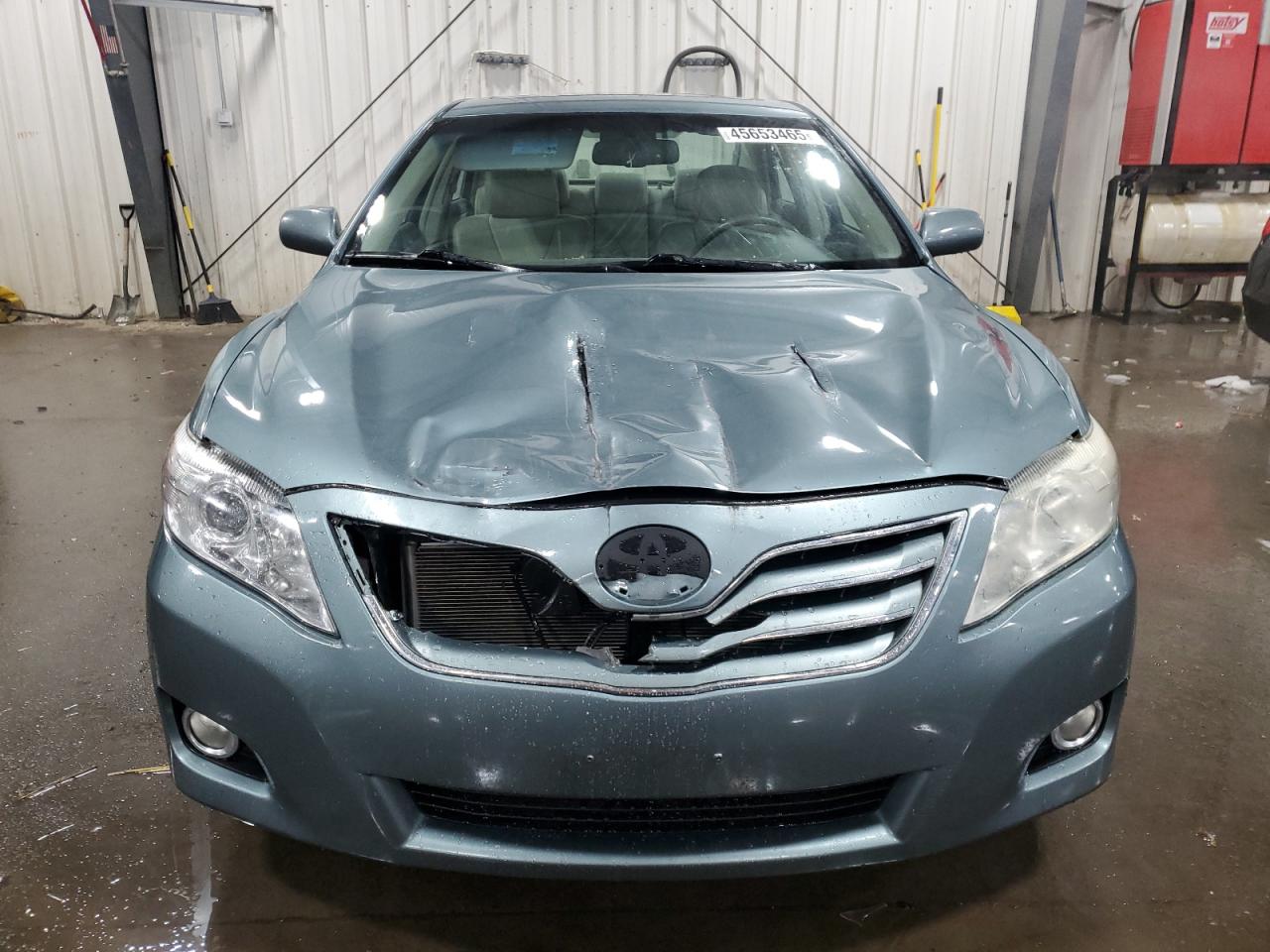 2010 Toyota Camry - Image 5