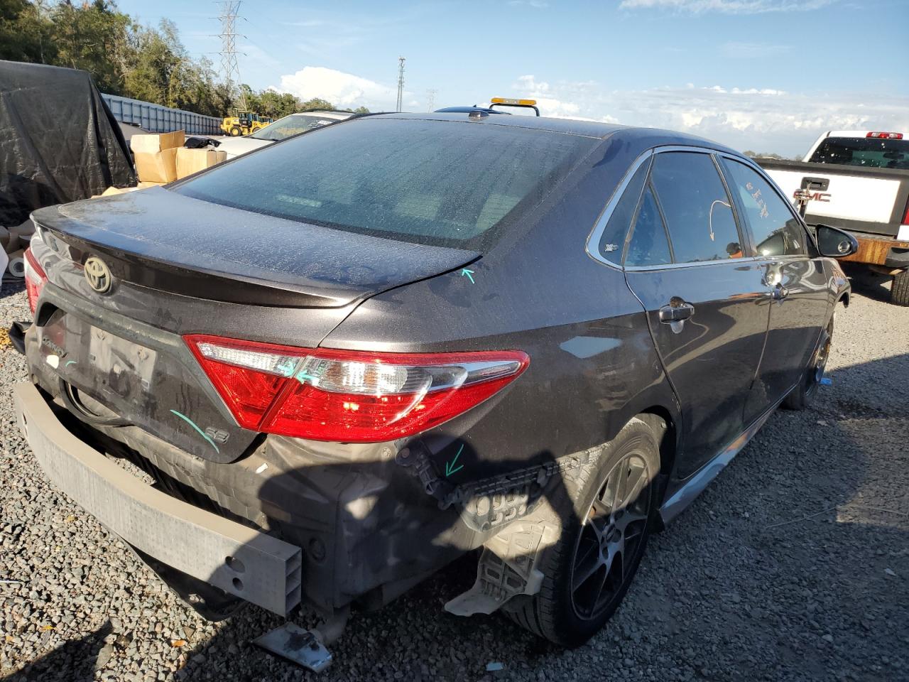 2016 Toyota Camry - Image 3