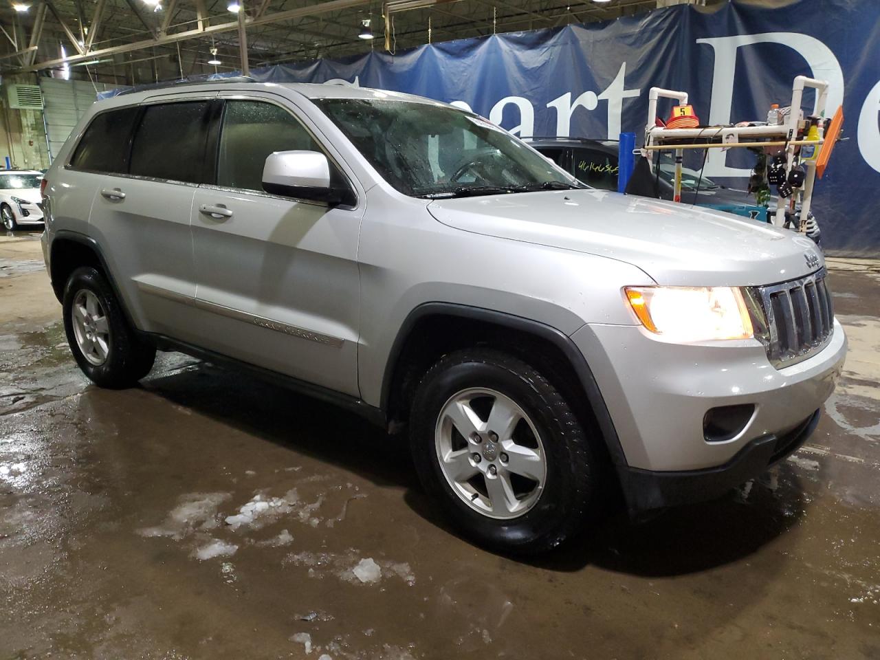 2012 Jeep Grand Cherokee - Image 4