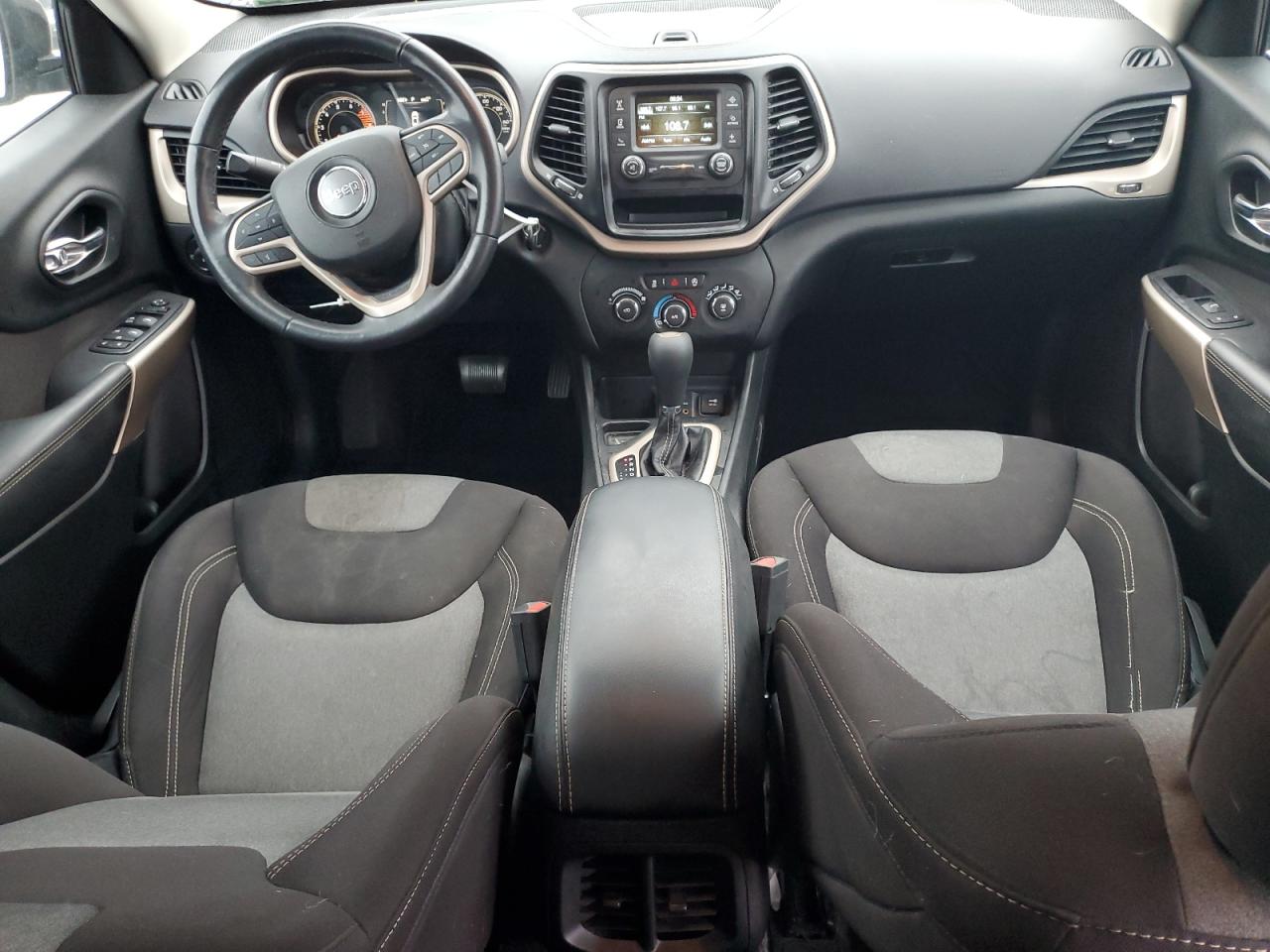 2018 Jeep Grand Cherokee - Image 8