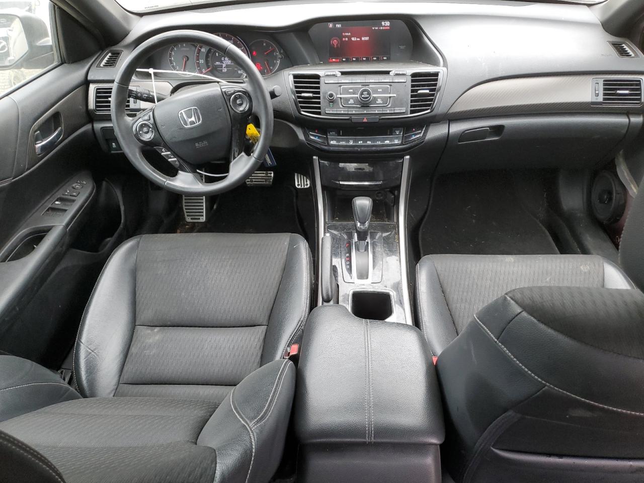 2016 Honda Accord - Image 8