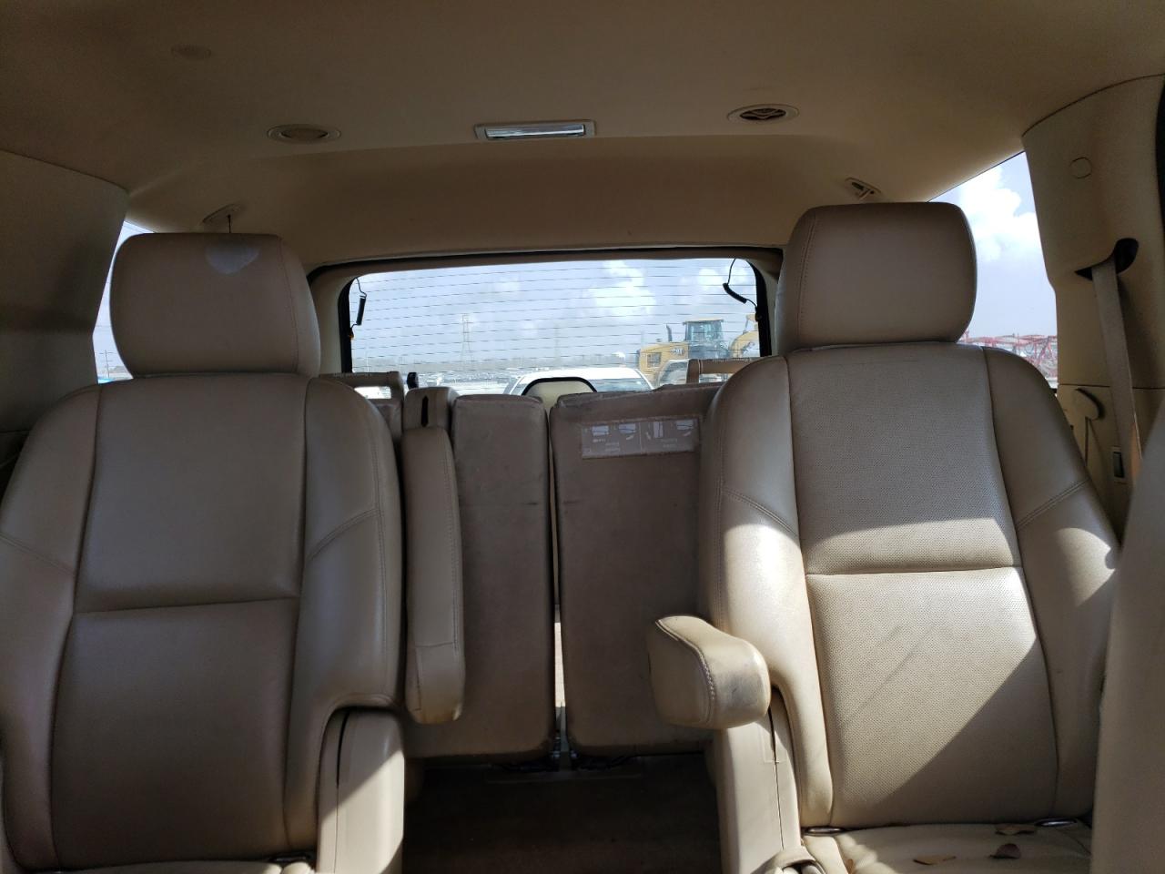 2012 GMC Yukon - Image 10