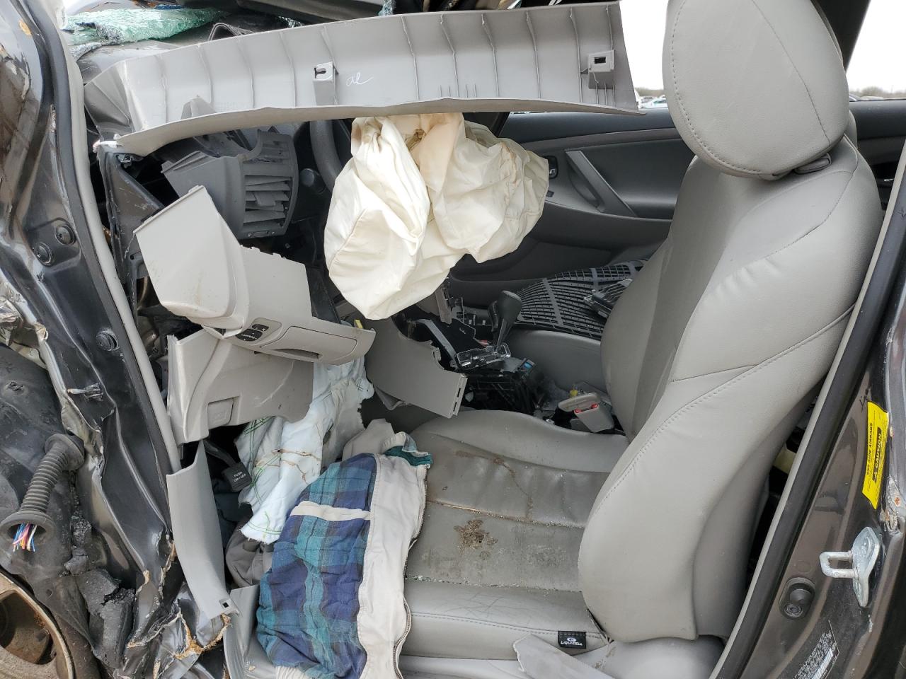 2008 Toyota Camry - Image 7