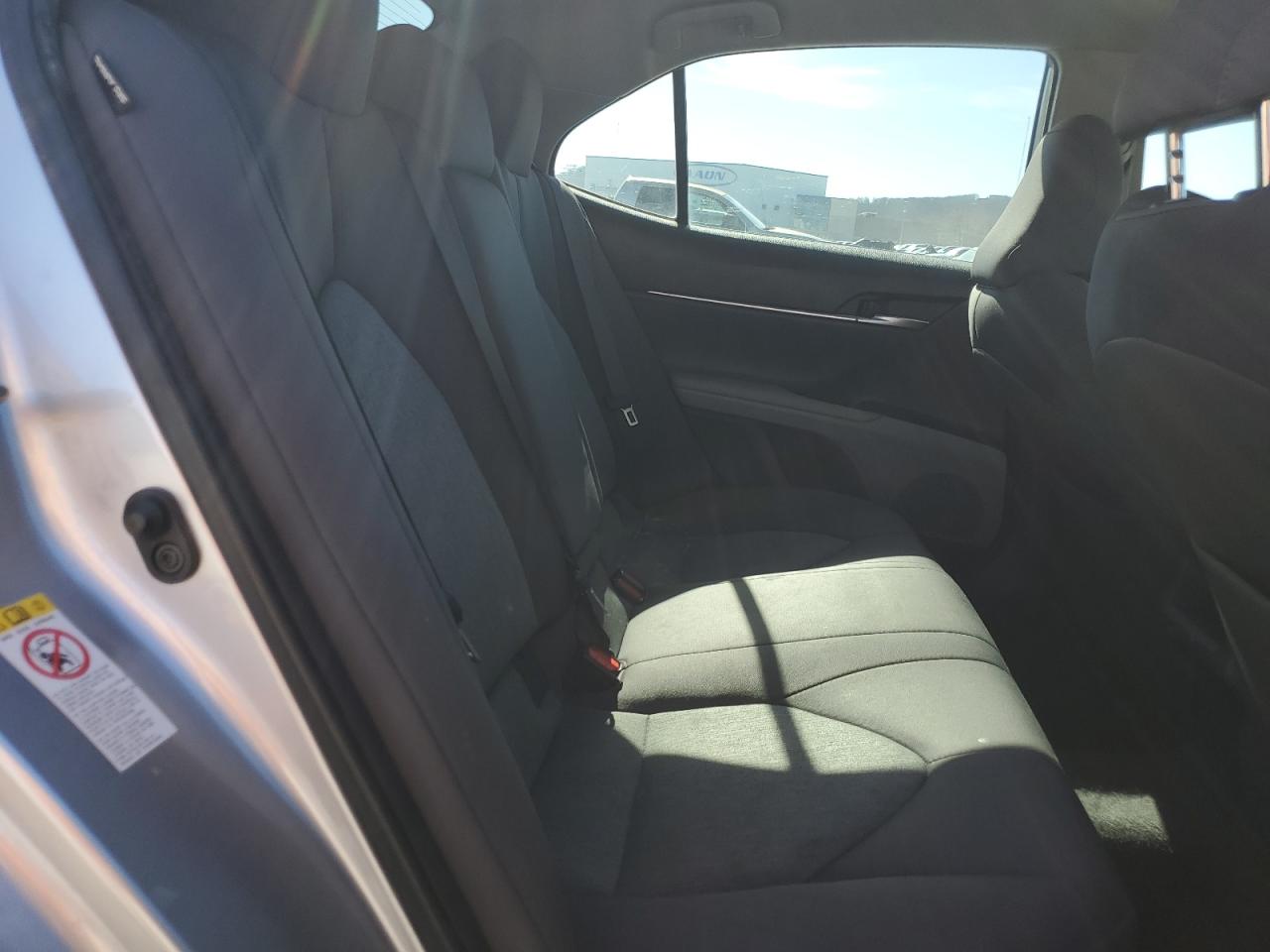 2019 Toyota Camry - Image 11