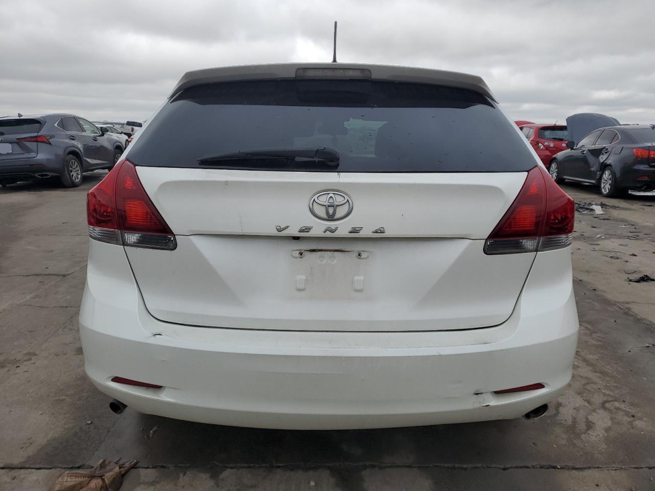 2013 Toyota Venza - Image 6