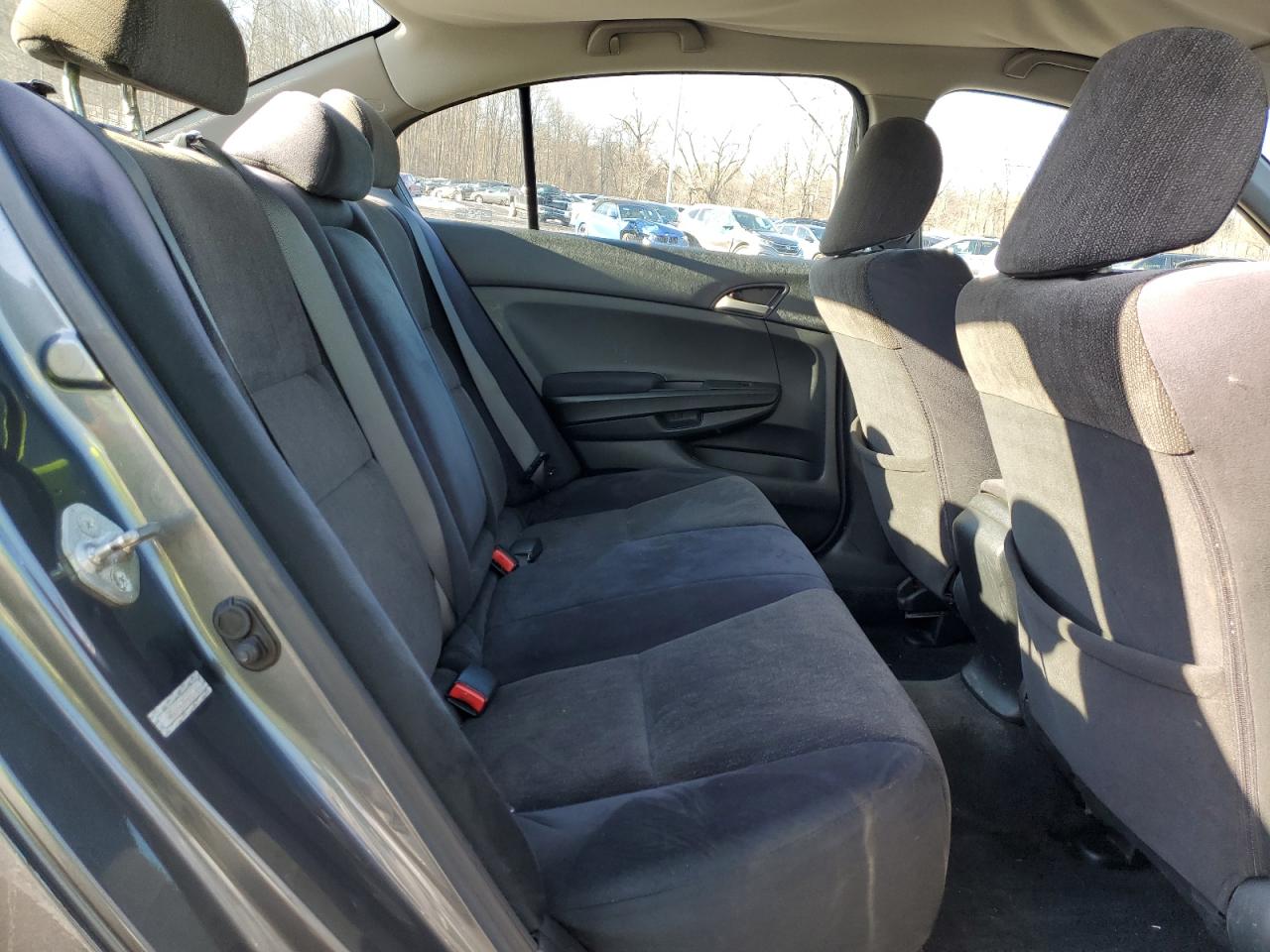 2009 Honda Accord - Image 10