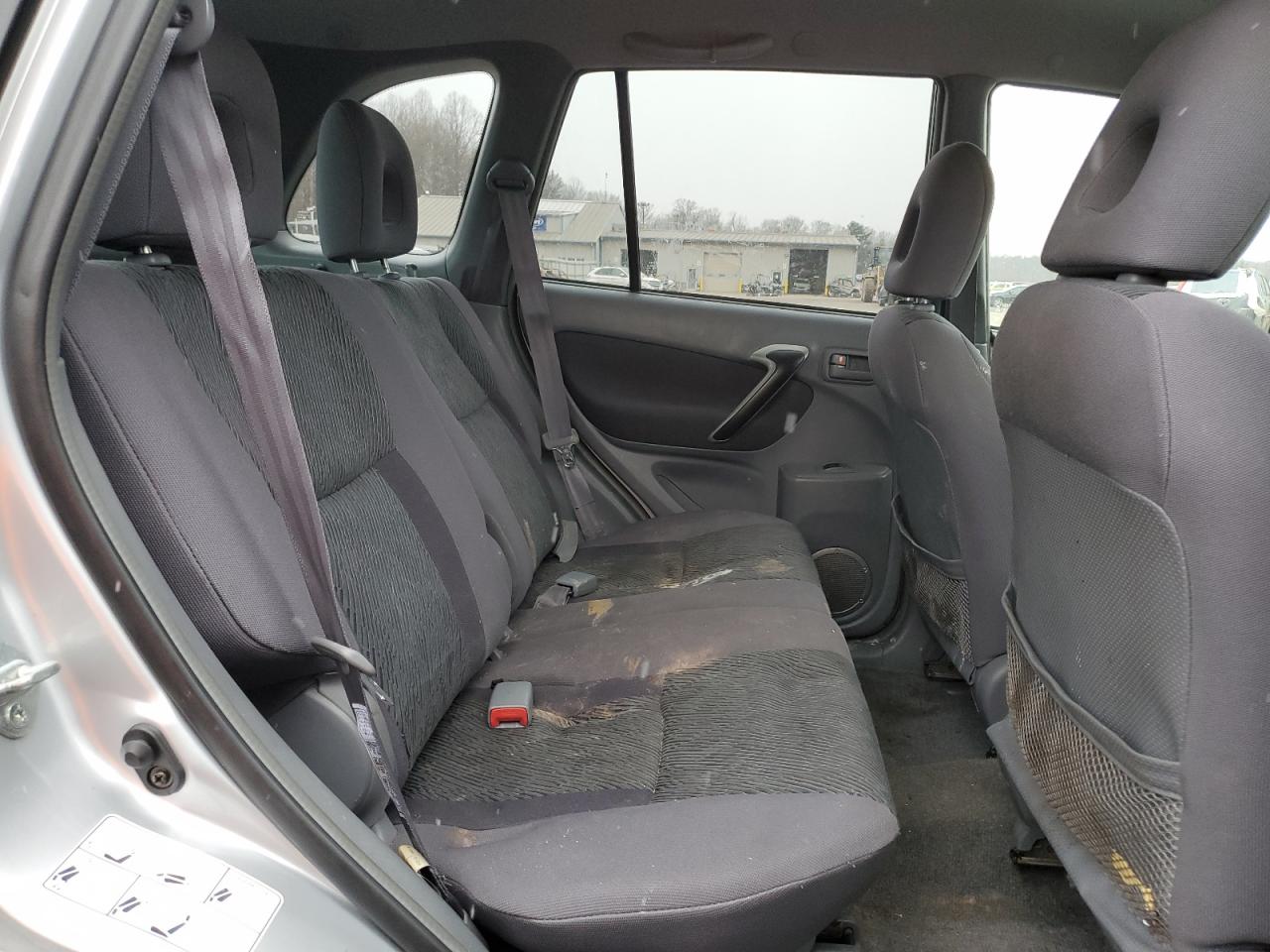 2003 Toyota RAV 4 - Image 11