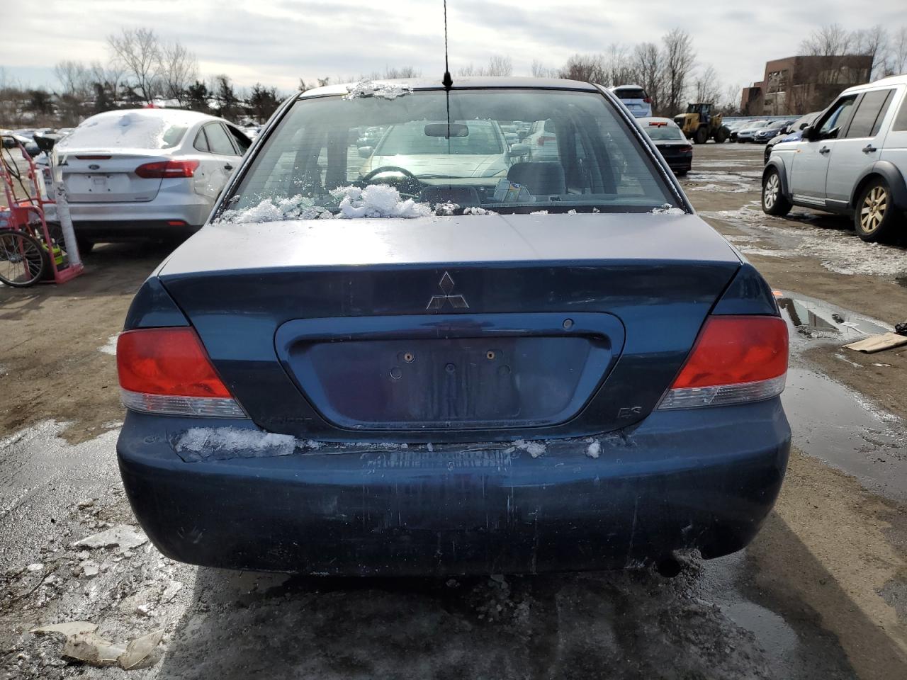 2005 Mitsubishi Lancer - Image 6