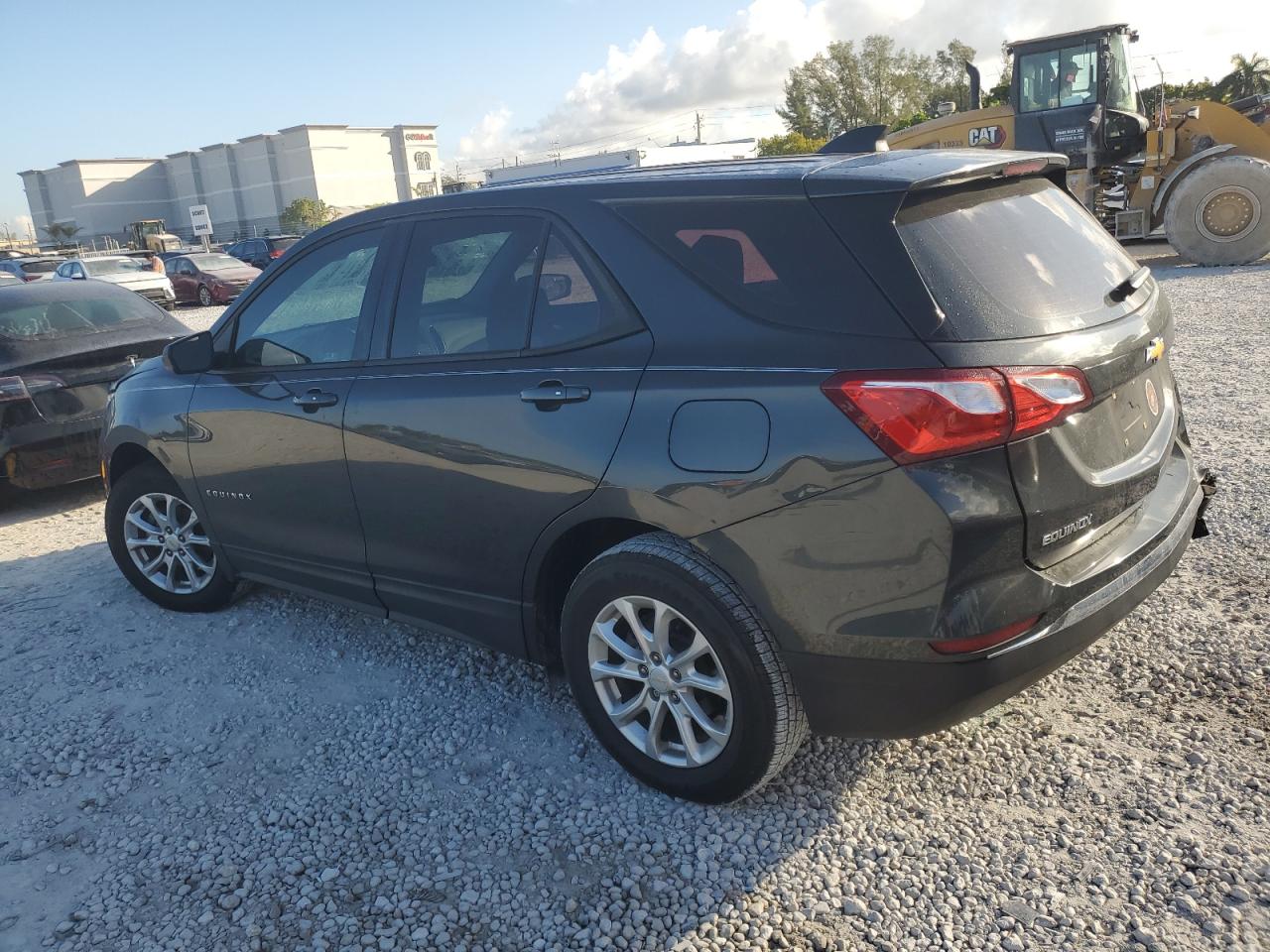 2018 Chevrolet Equinox - Image 2