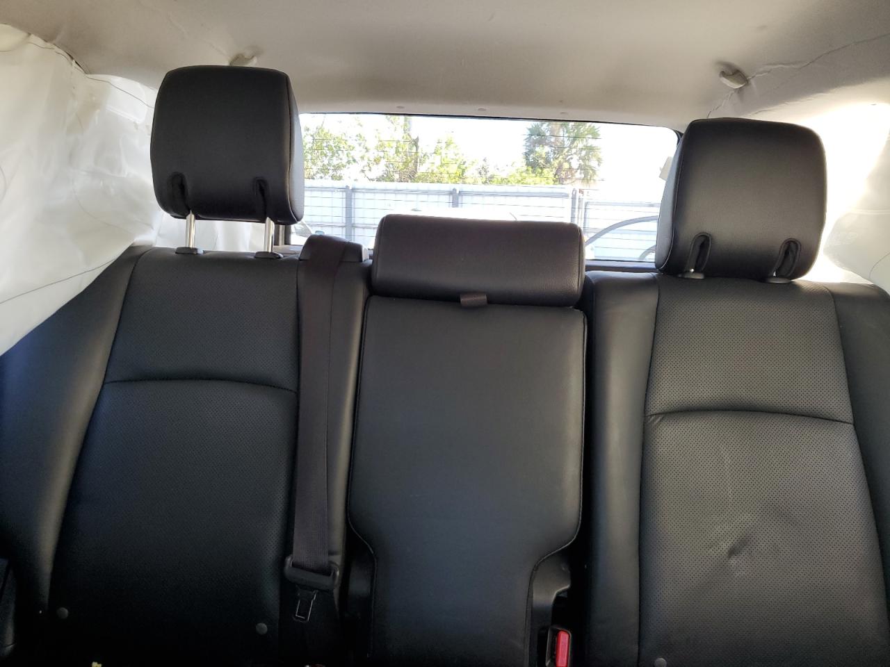 2016 Toyota 4Runner - Image 10