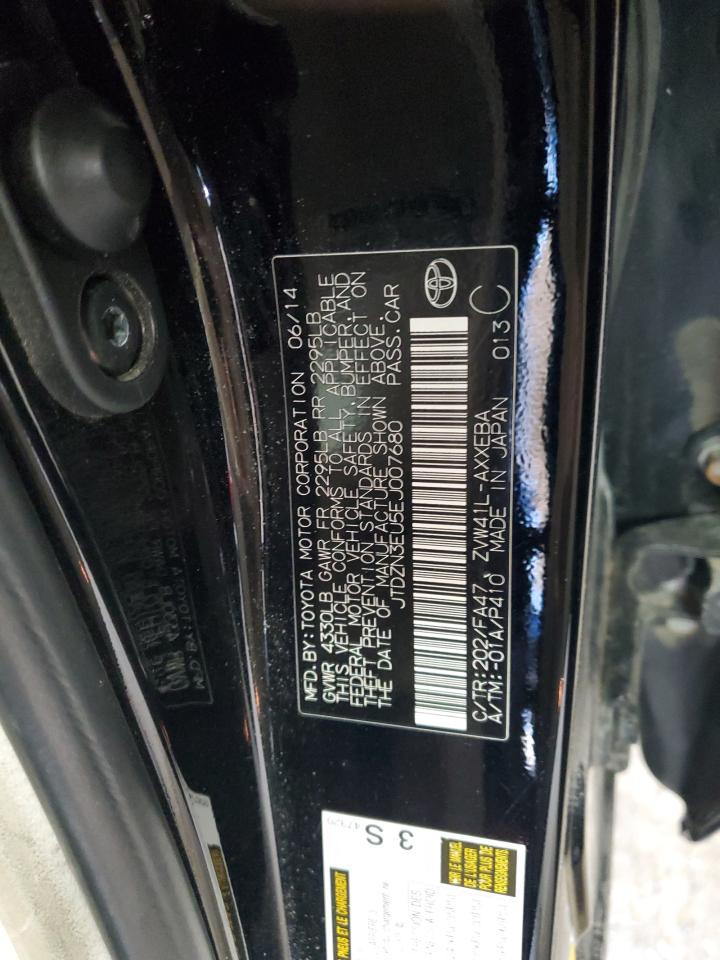 2014 Toyota Prius - Image 12