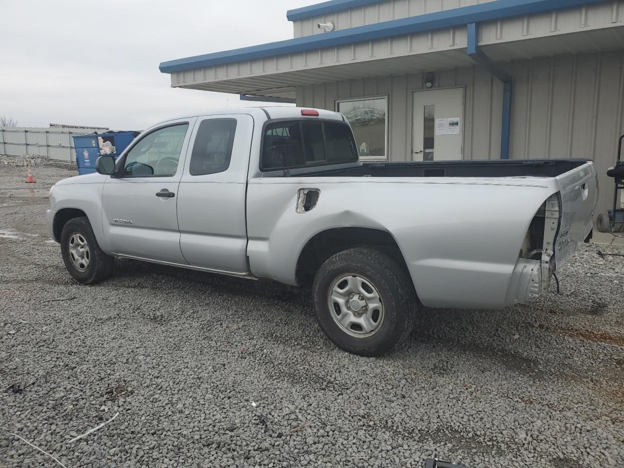 2008 Toyota Tacoma - Image 2