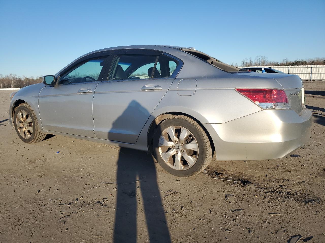 2010 Honda Accord - Image 2
