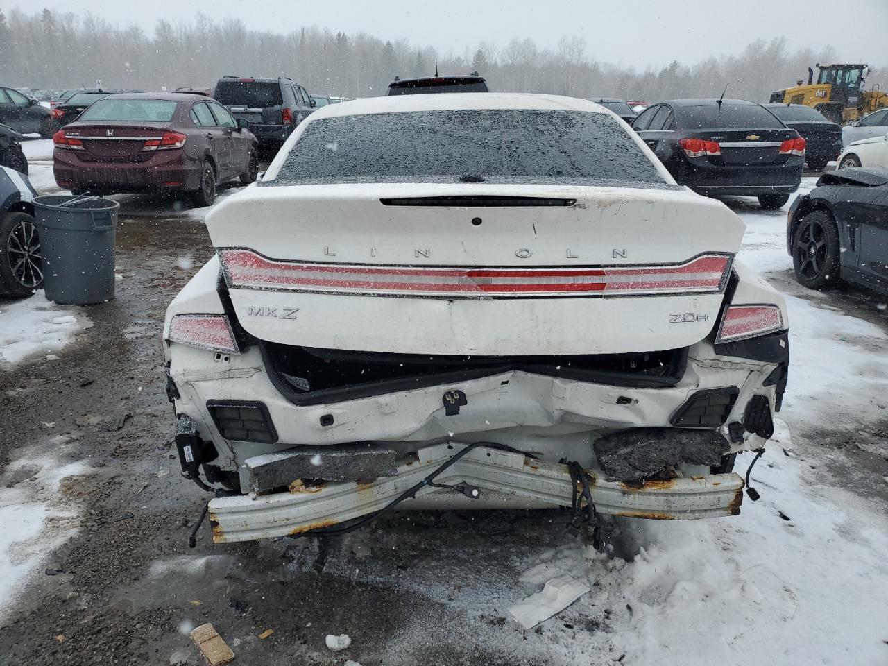 2016 Lincoln MKZ - Image 6
