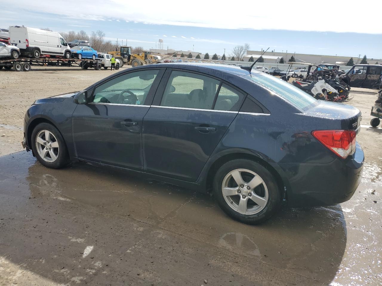 2014 Chevrolet Cruze - Image 2