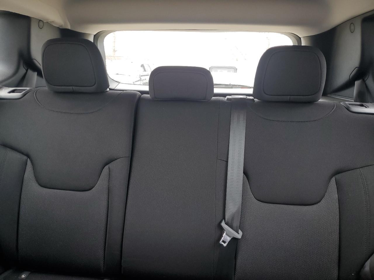 2019 Jeep Renegade - Image 10