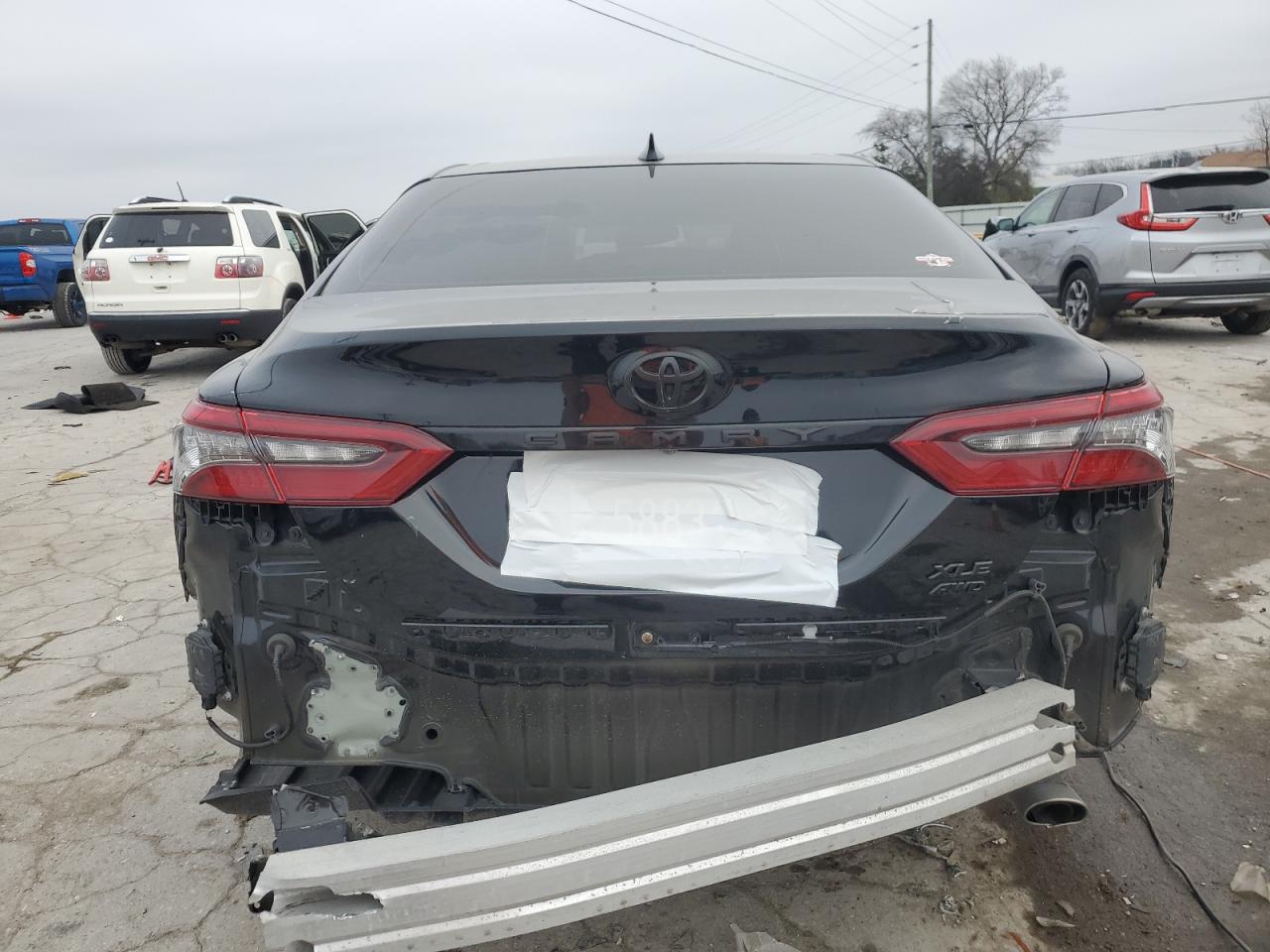 2022 Toyota Camry - Image 6