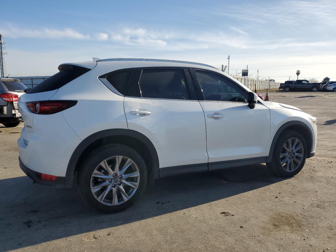2021 Mazda CX-5 - Image 3