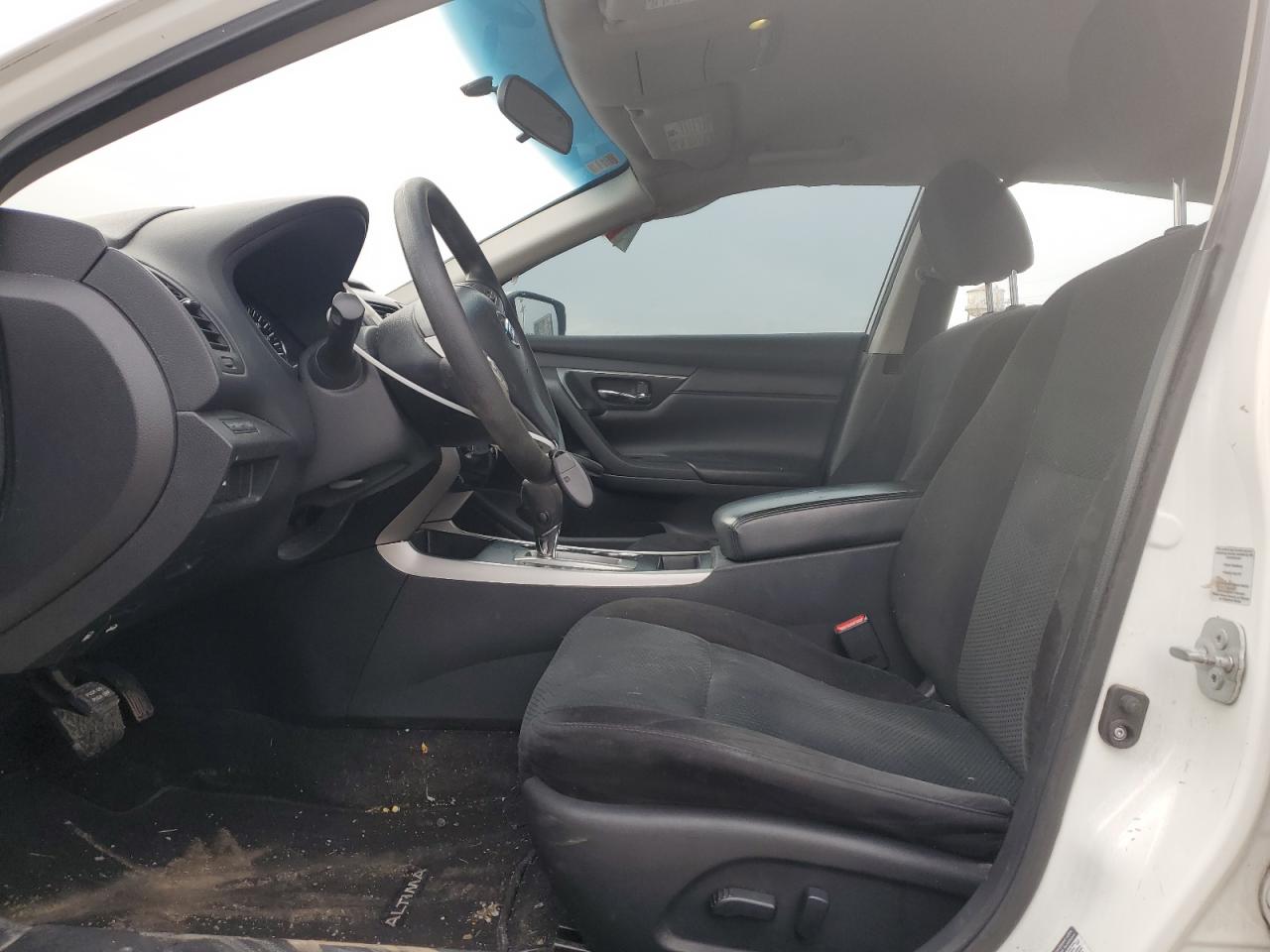 2015 Nissan Altima - Image 7