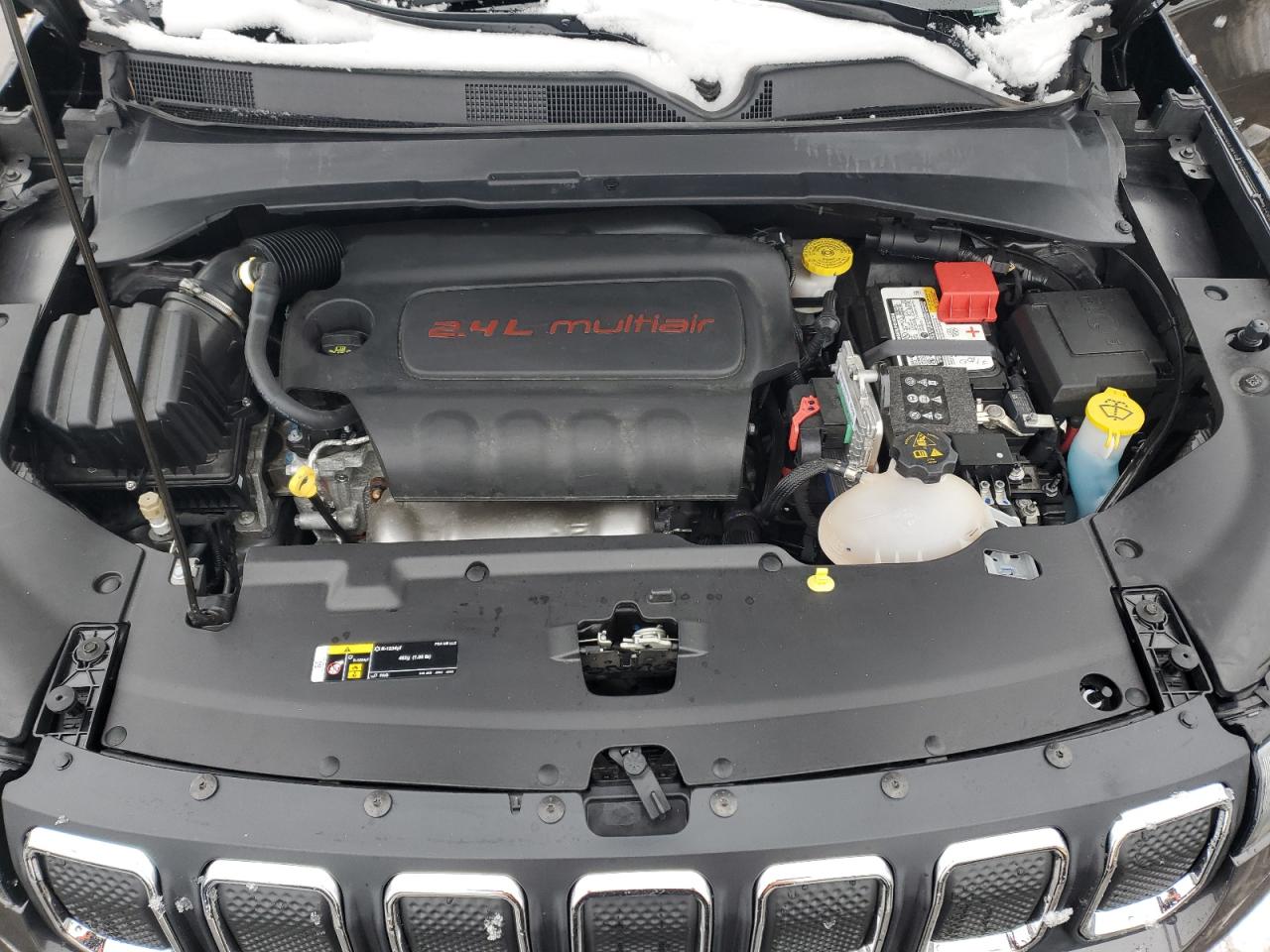 2022 Jeep Compass - Image 12