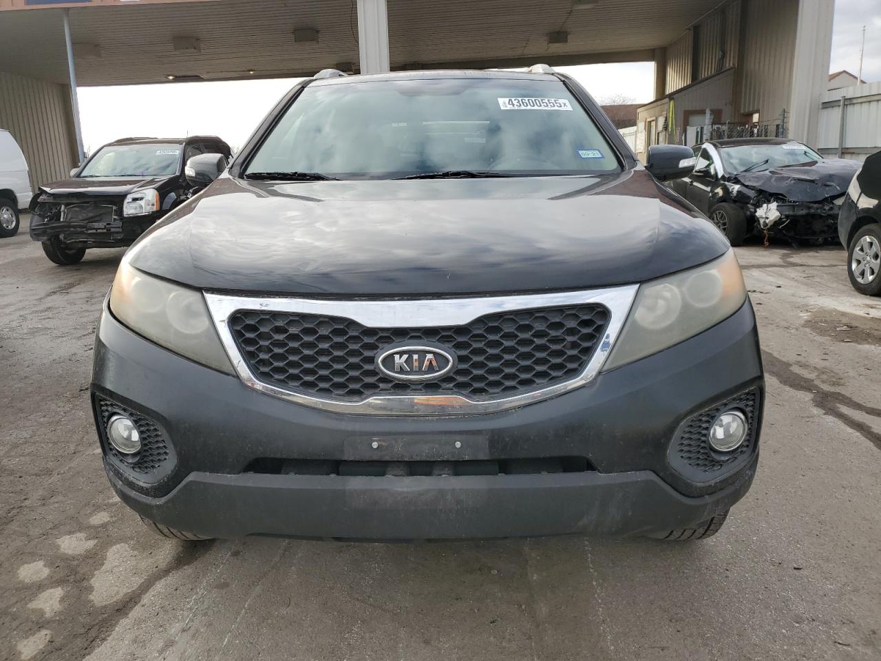 2011 Kia Sorento - Image 5