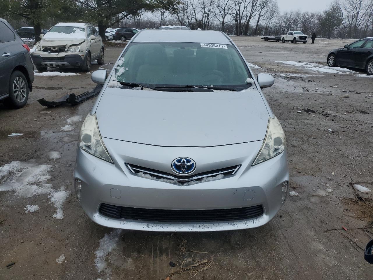 2014 Toyota Prius - Image 5