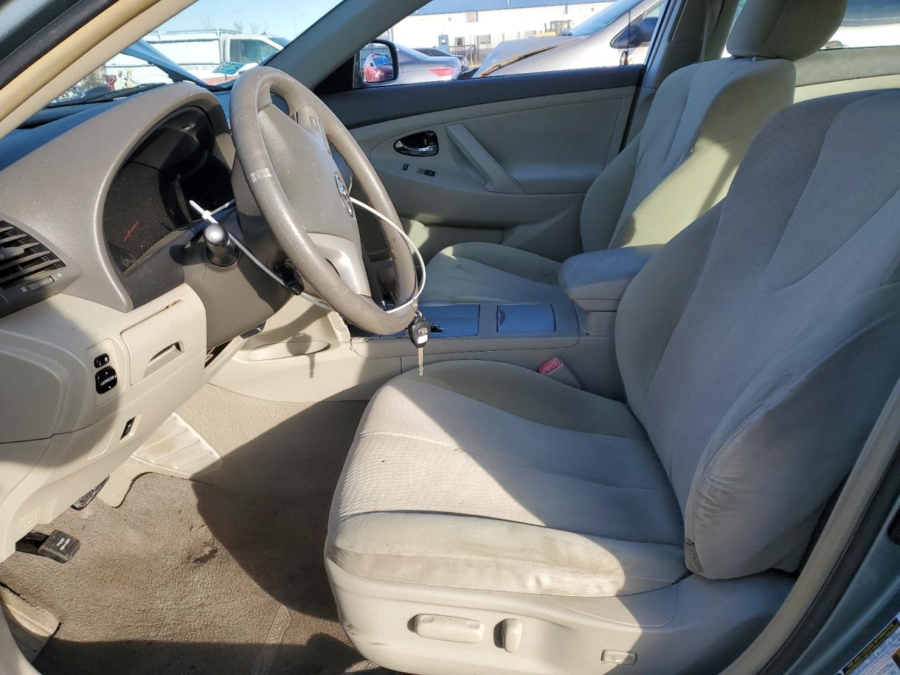2011 Toyota Camry - Image 7