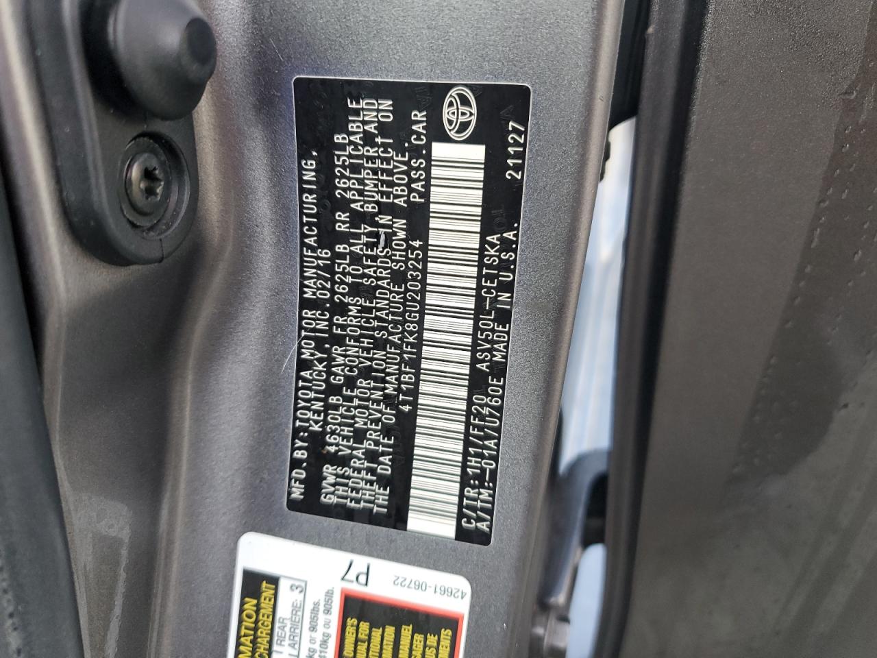 2016 Toyota Camry - Image 12